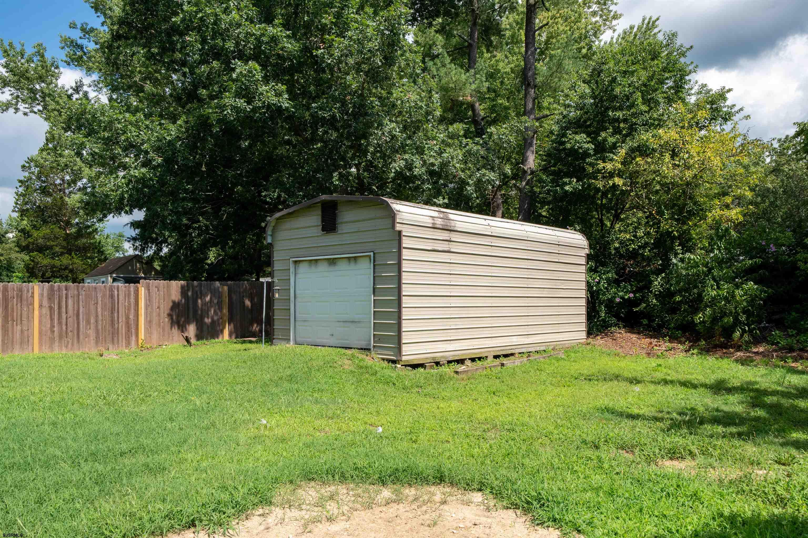 4098 W Adams Cir