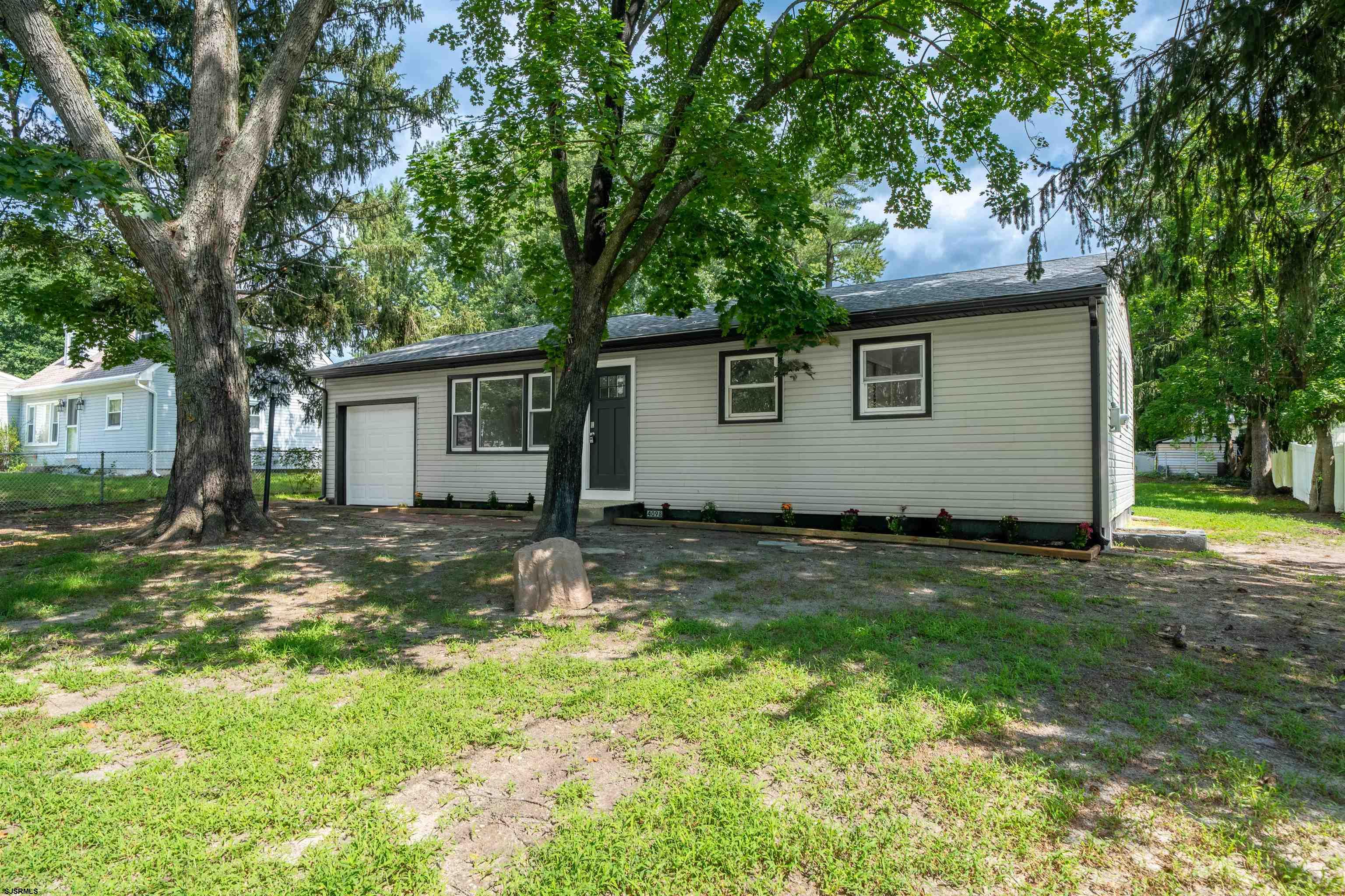4098 W Adams Cir