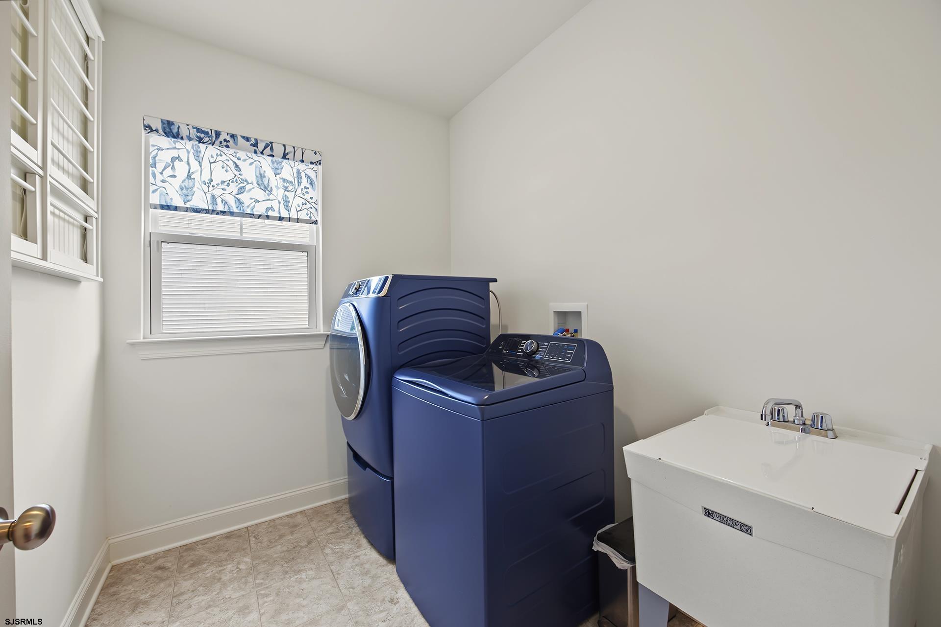 30 Monet Dr