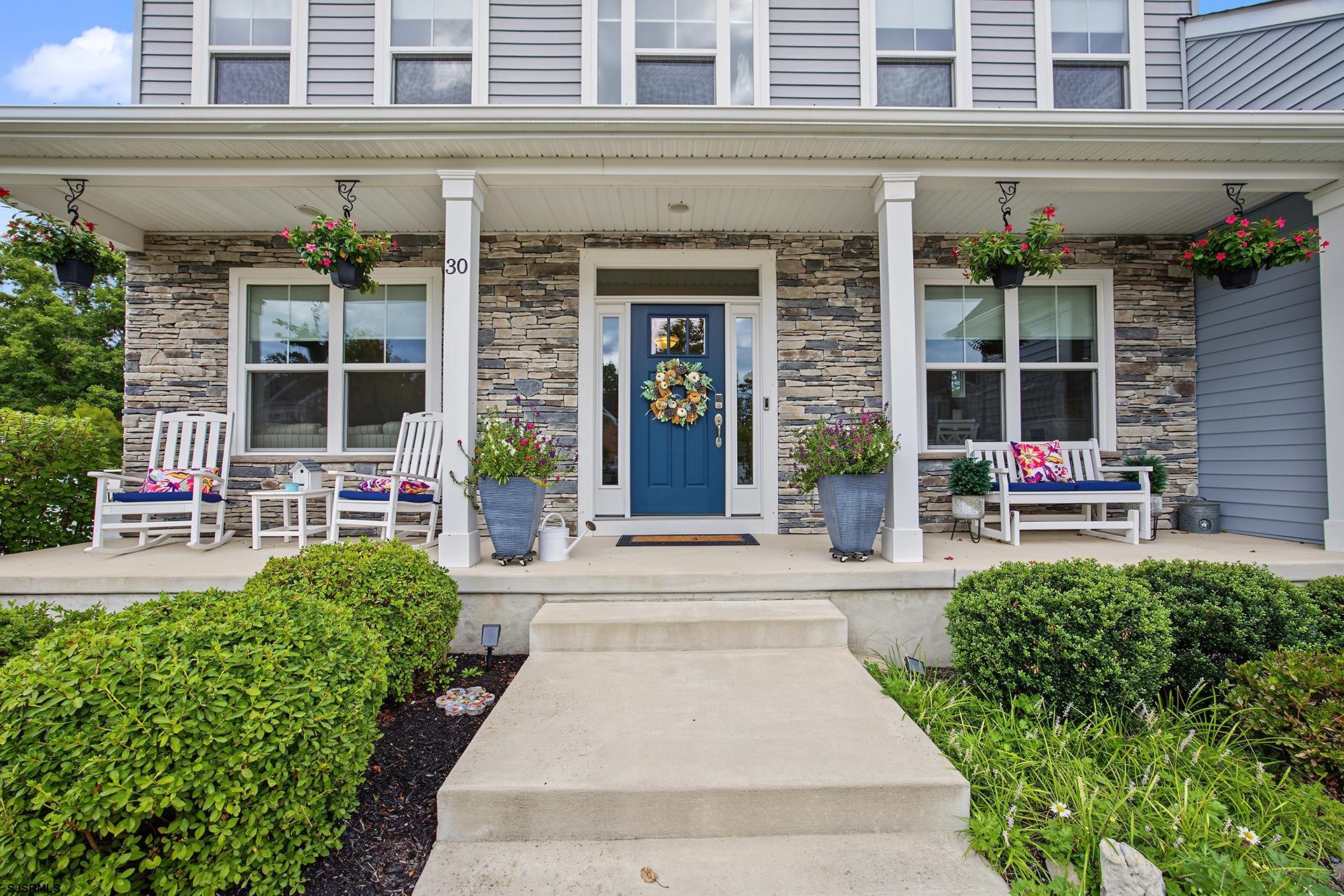 30 Monet Dr