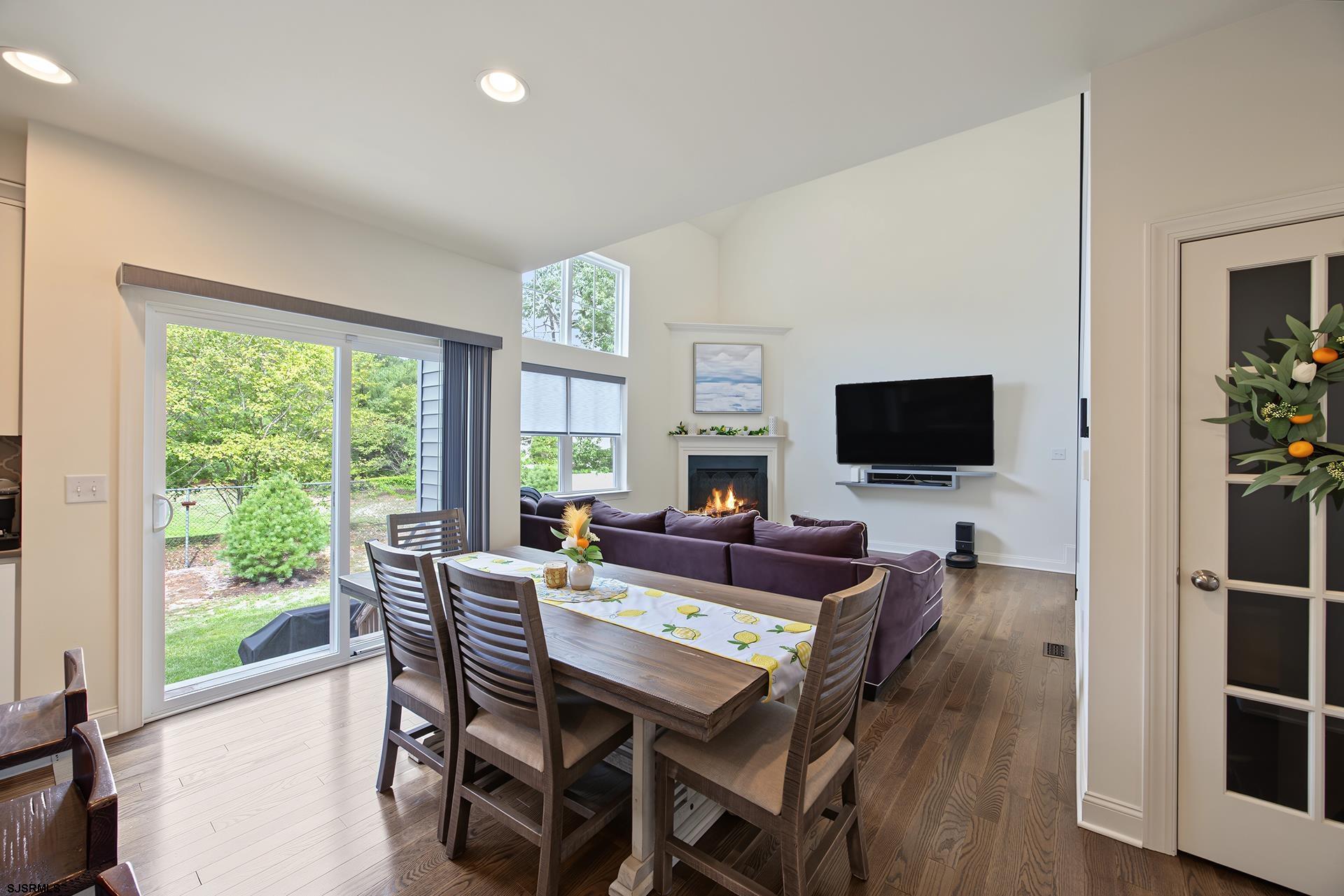 30 Monet Dr