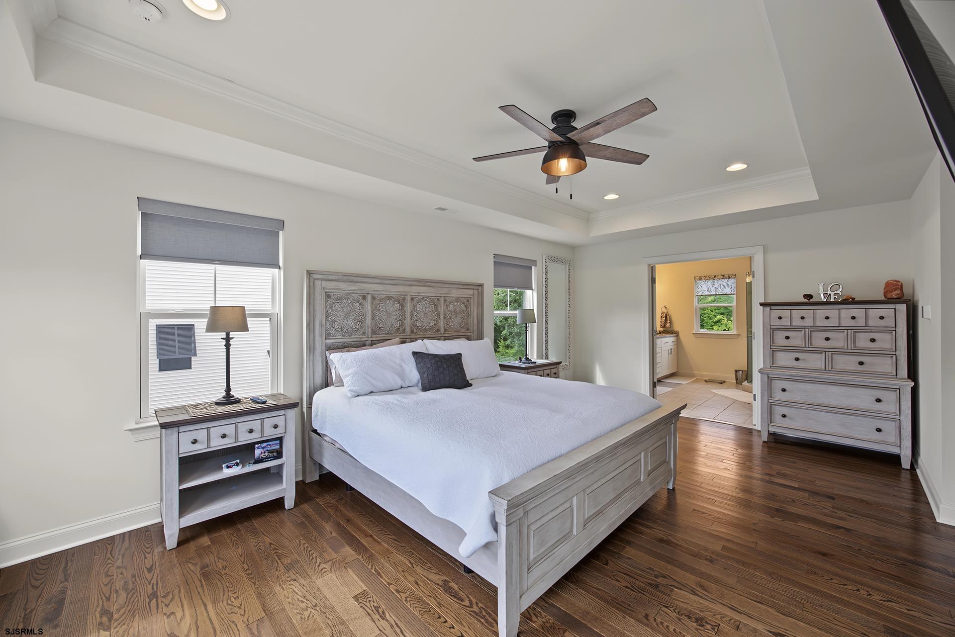 30 Monet Dr