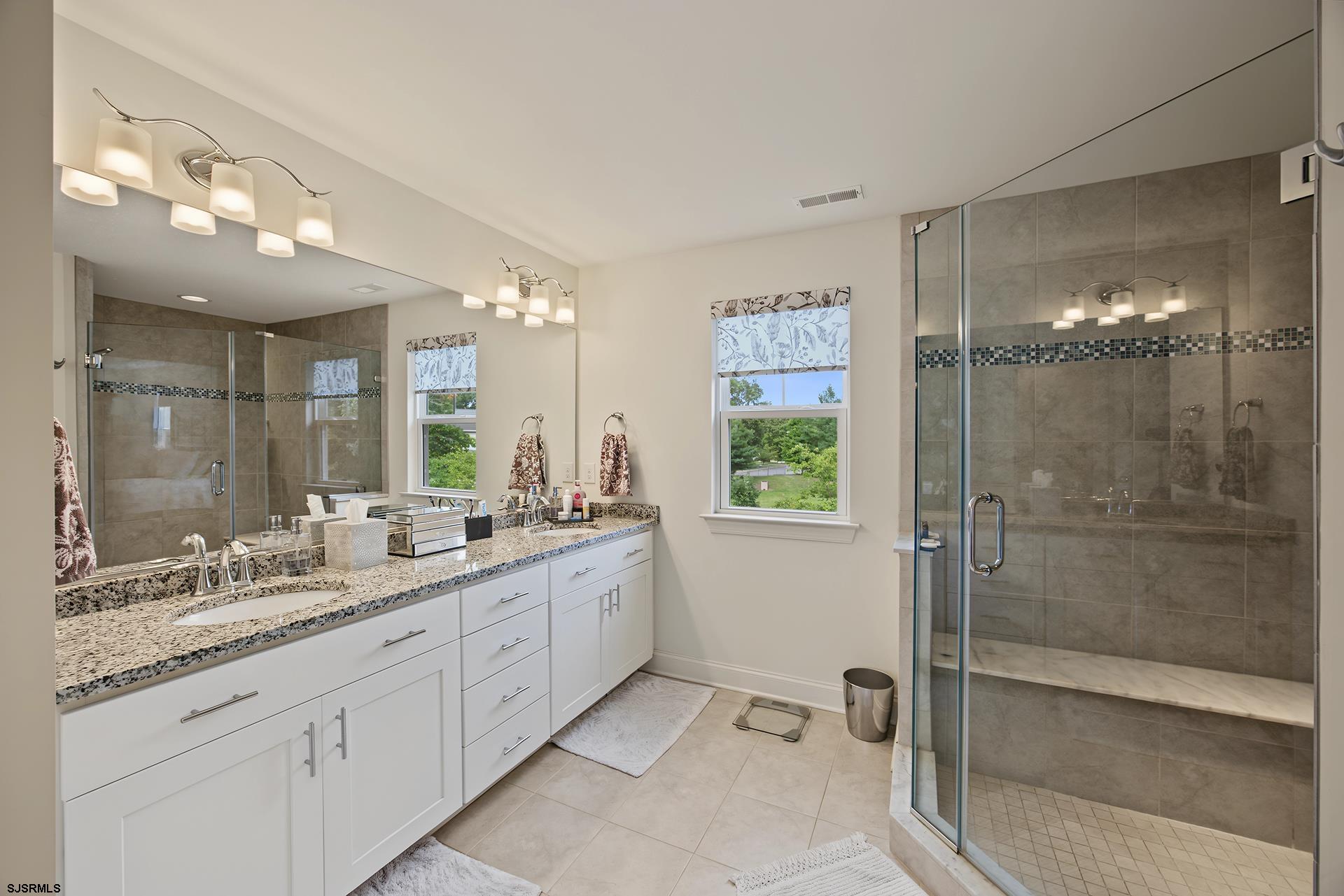 30 Monet Dr