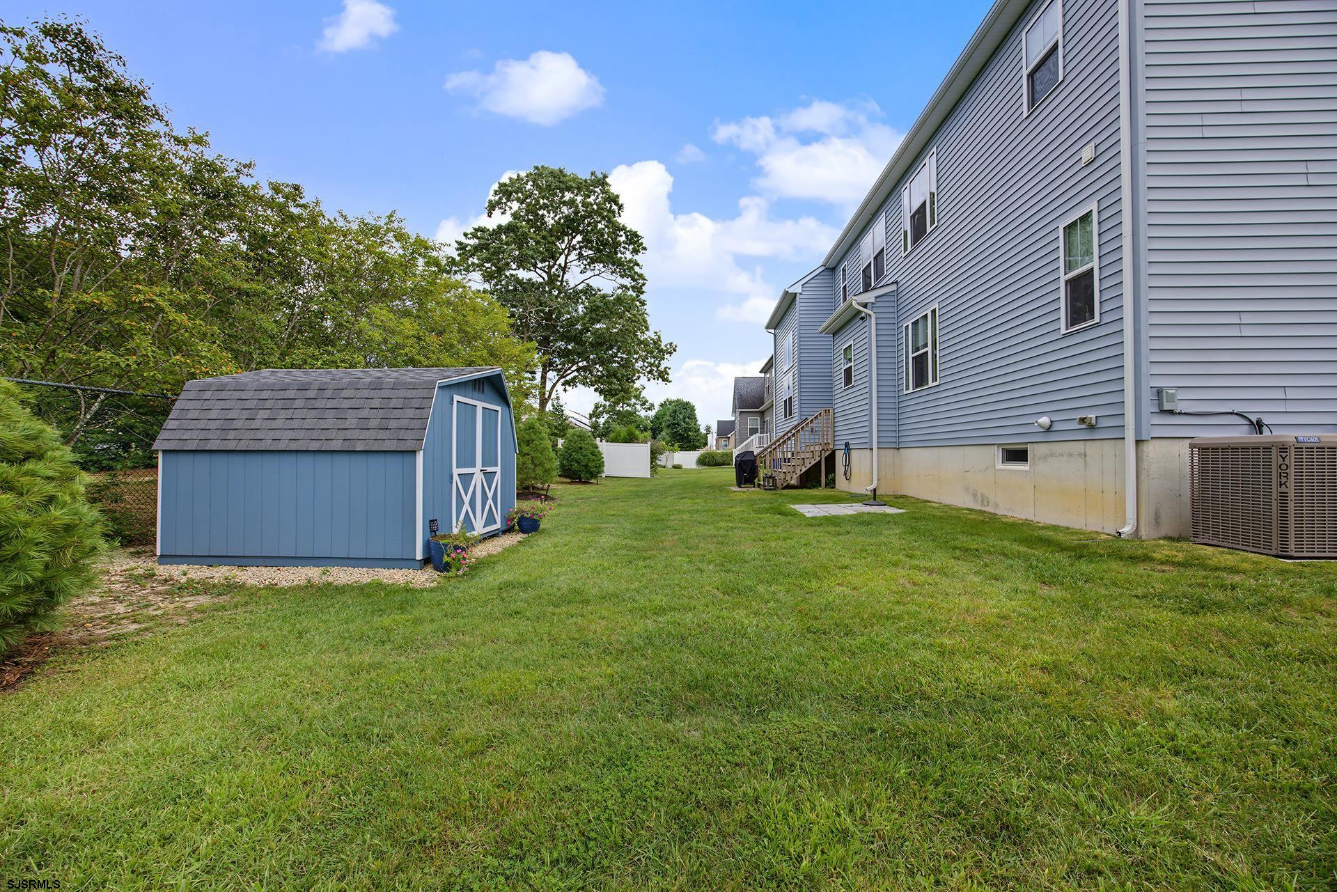 30 Monet Dr