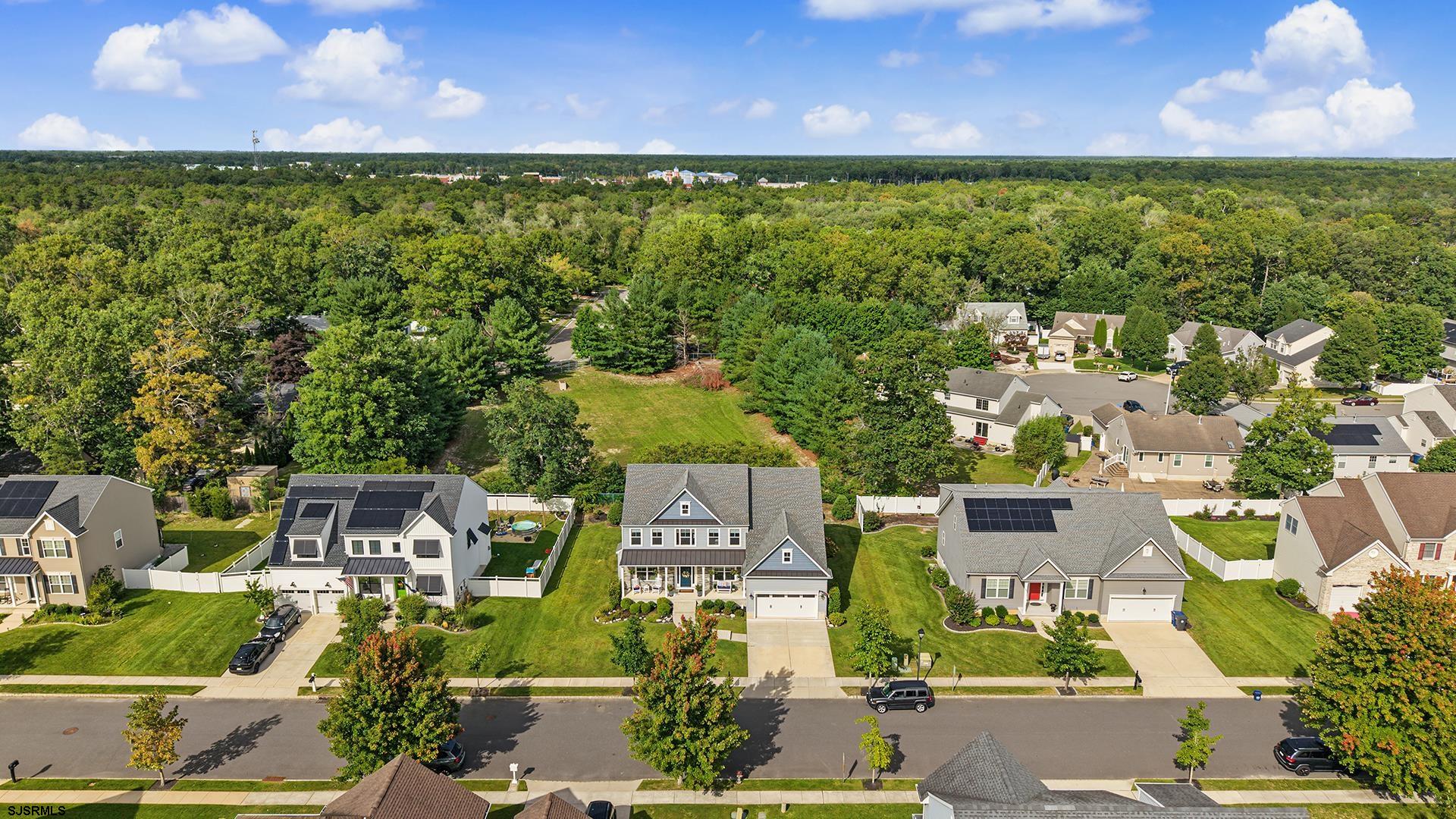 30 Monet Dr
