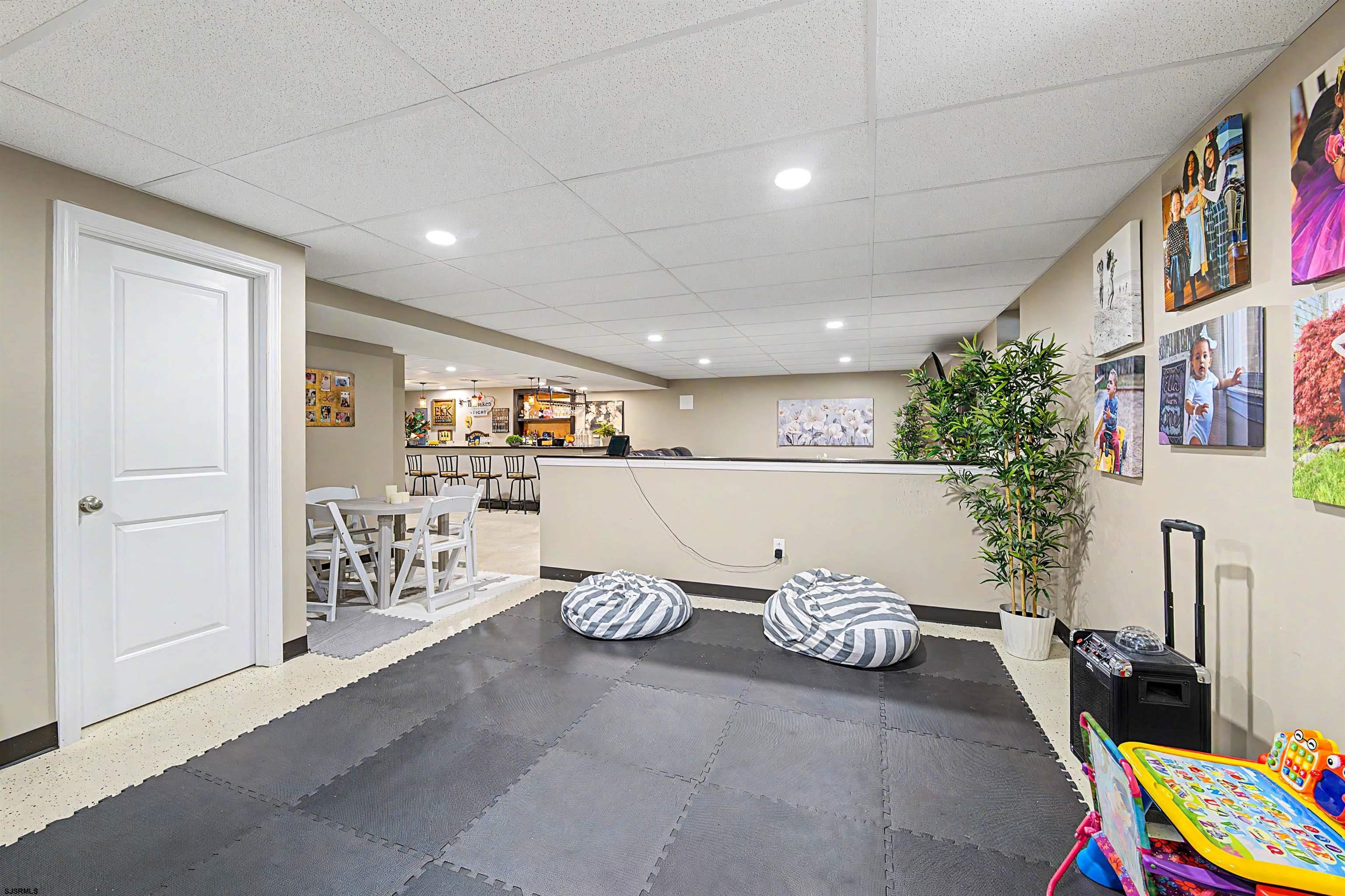 128 Crystal Lake Dr