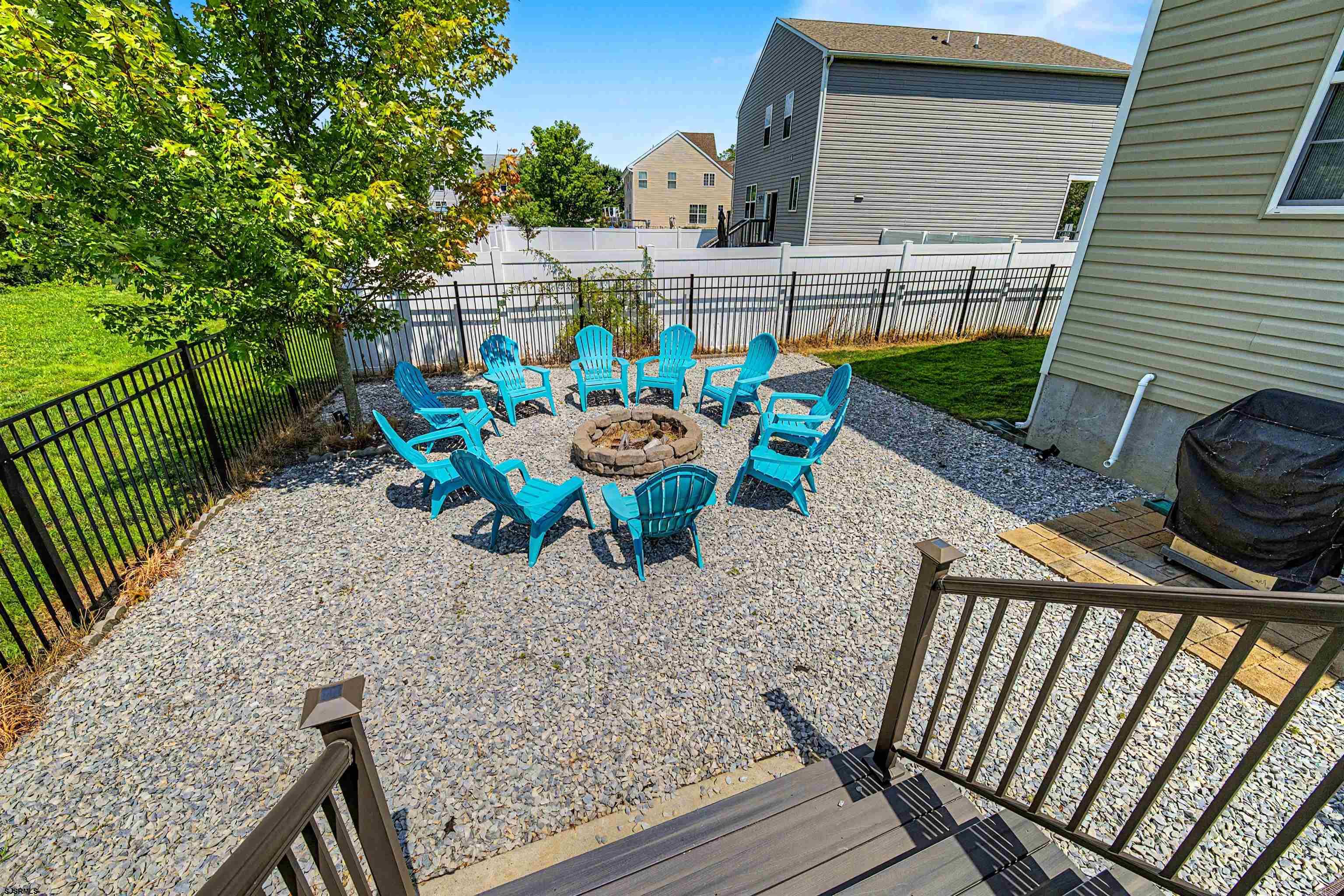 128 Crystal Lake Dr