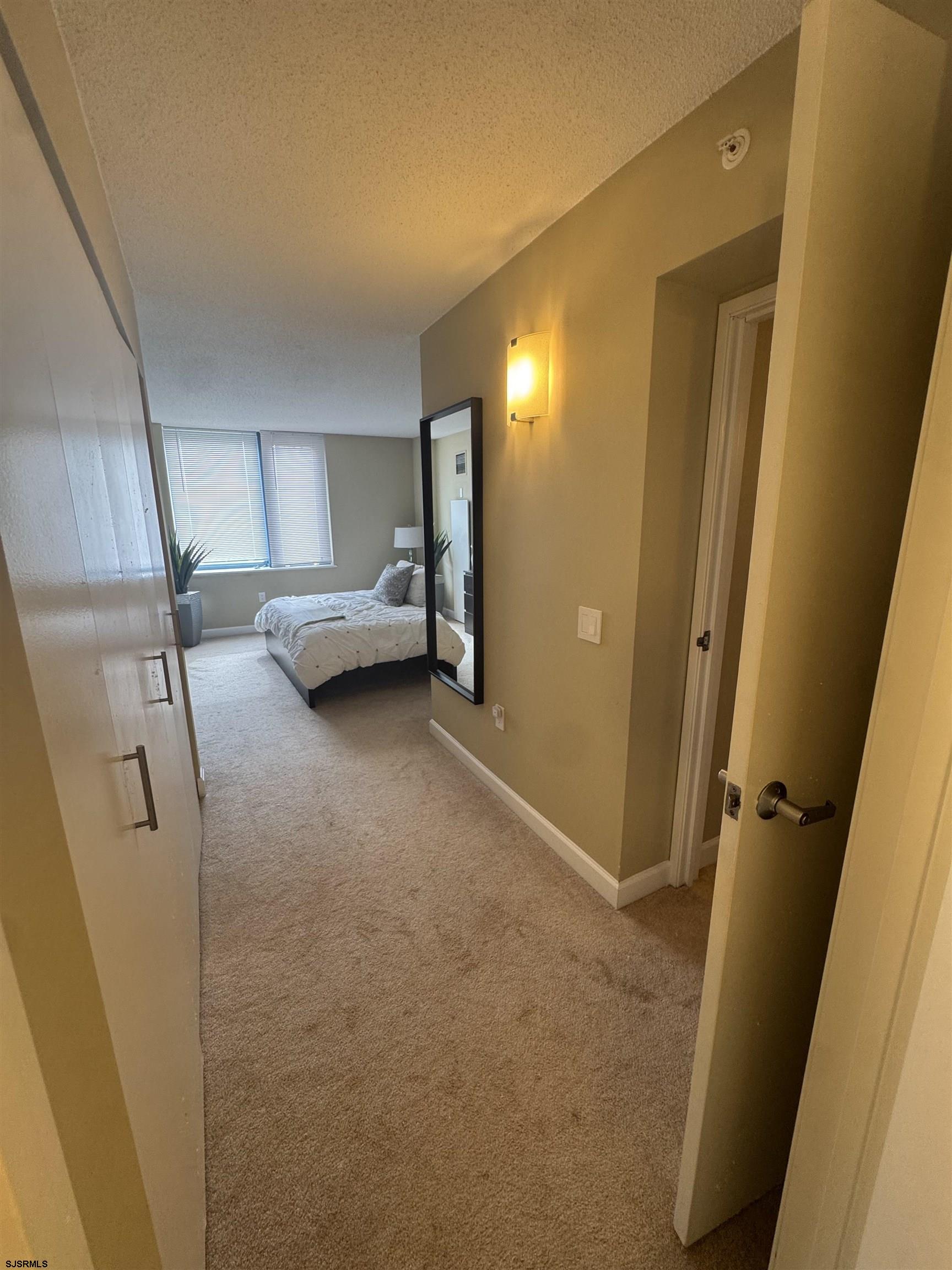 611211 | Photo 24