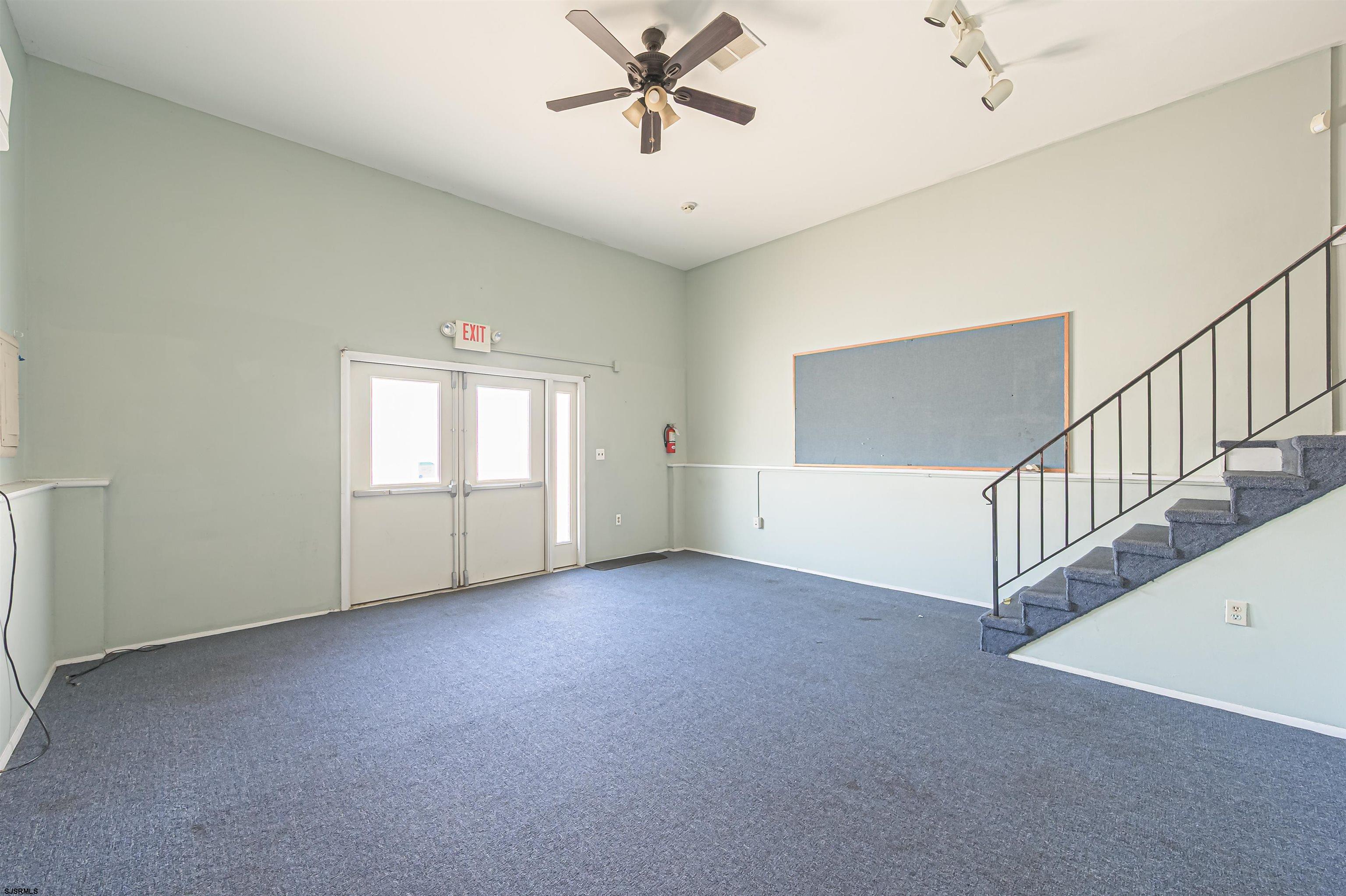 611214 | Photo 23
