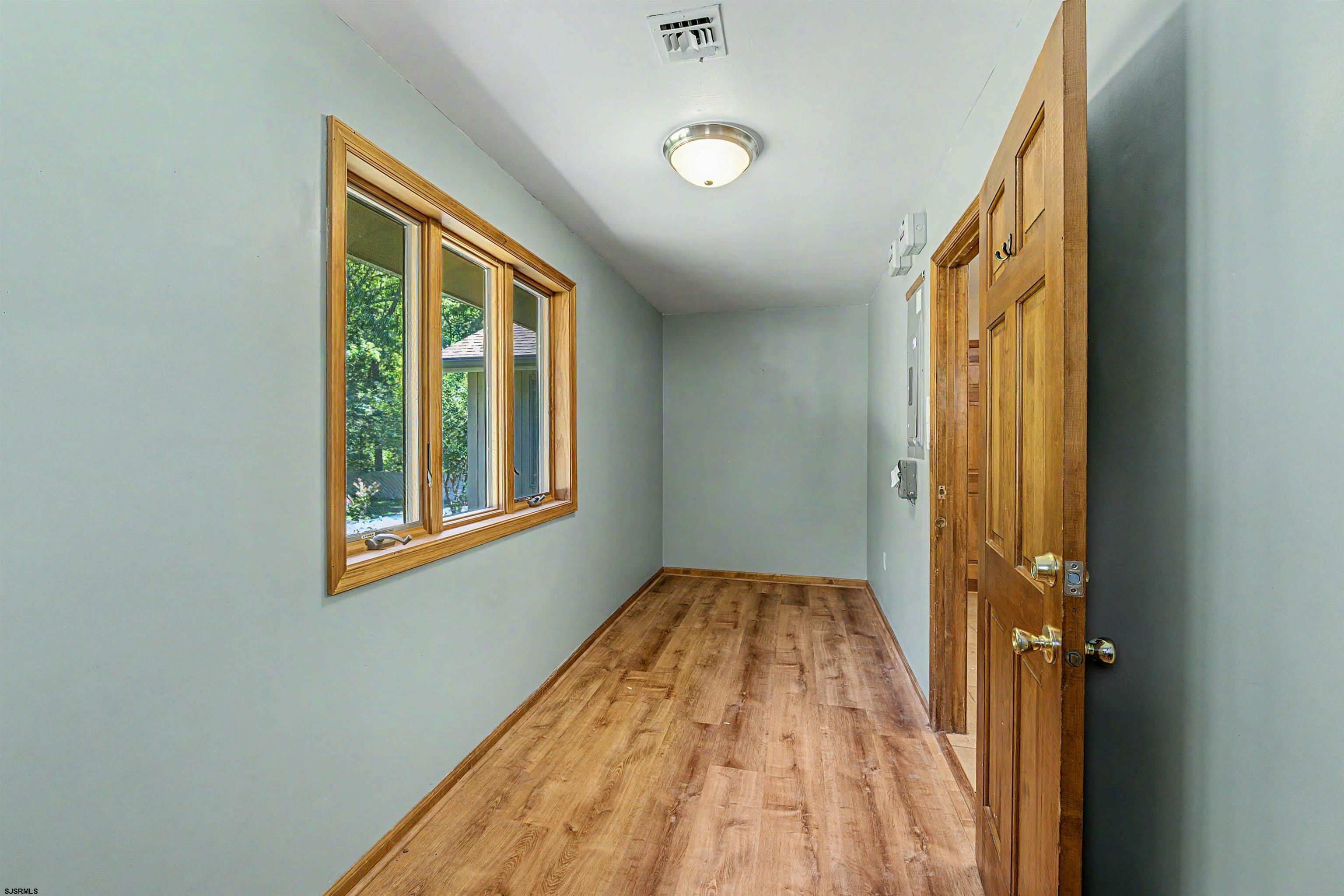 611251 | Photo 20