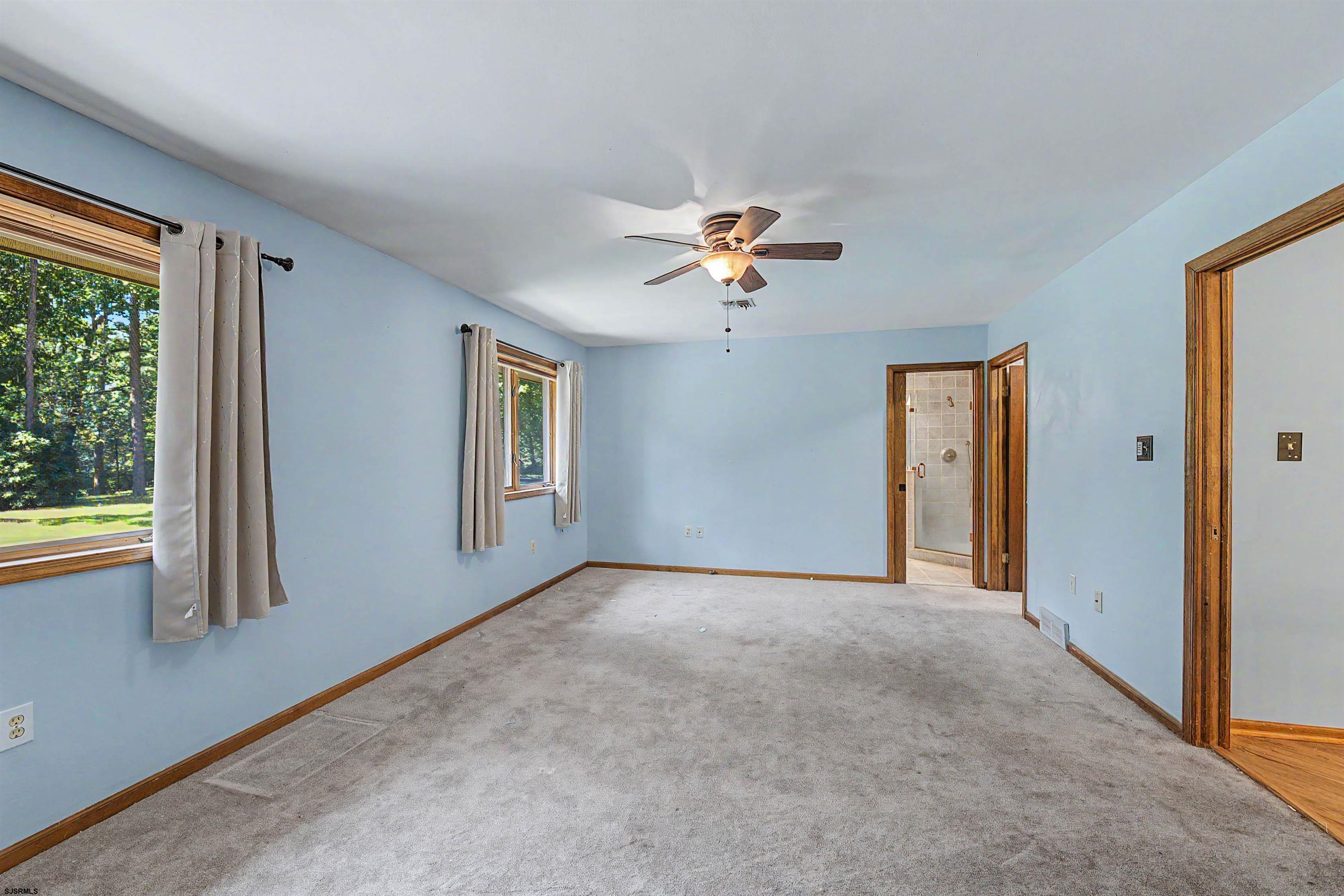 611251 | Photo 22