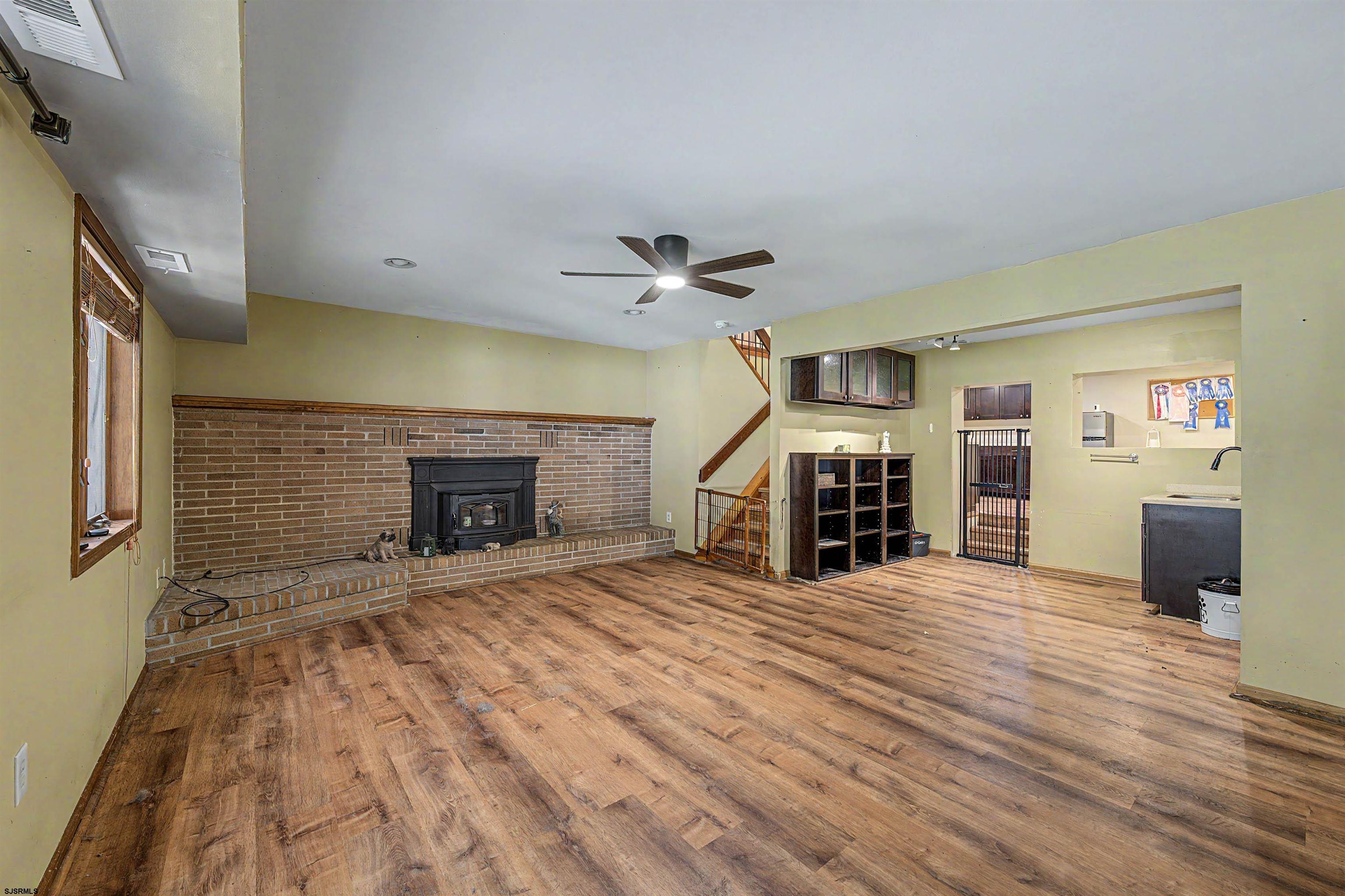 611251 | Photo 28