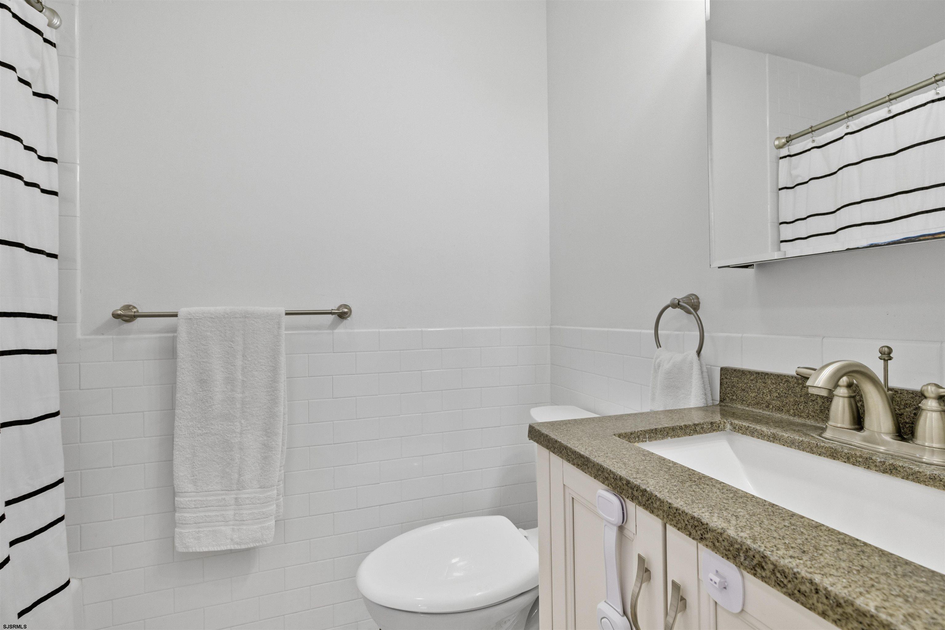 611269 | Photo 25