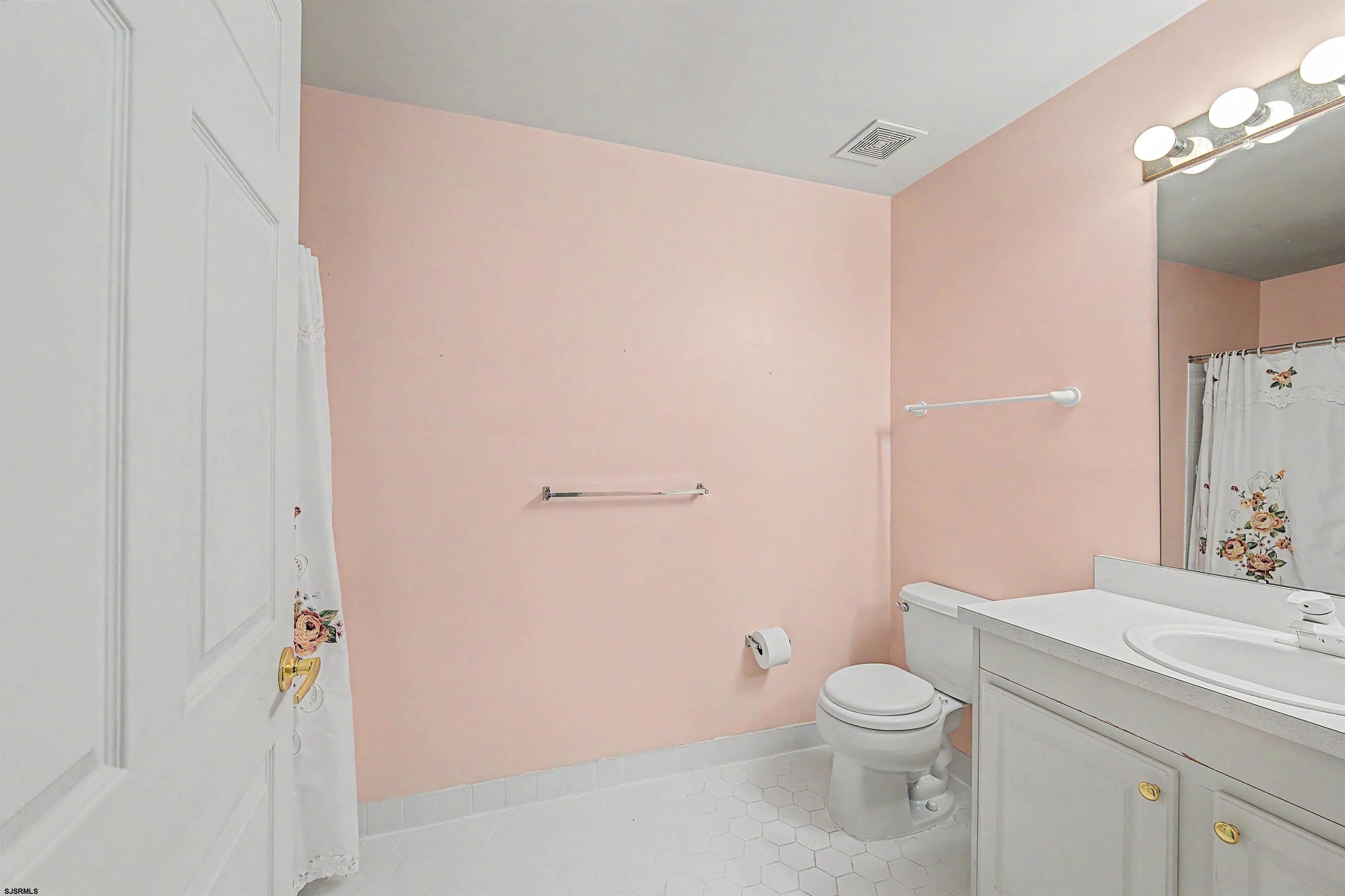 611270 | Photo 17