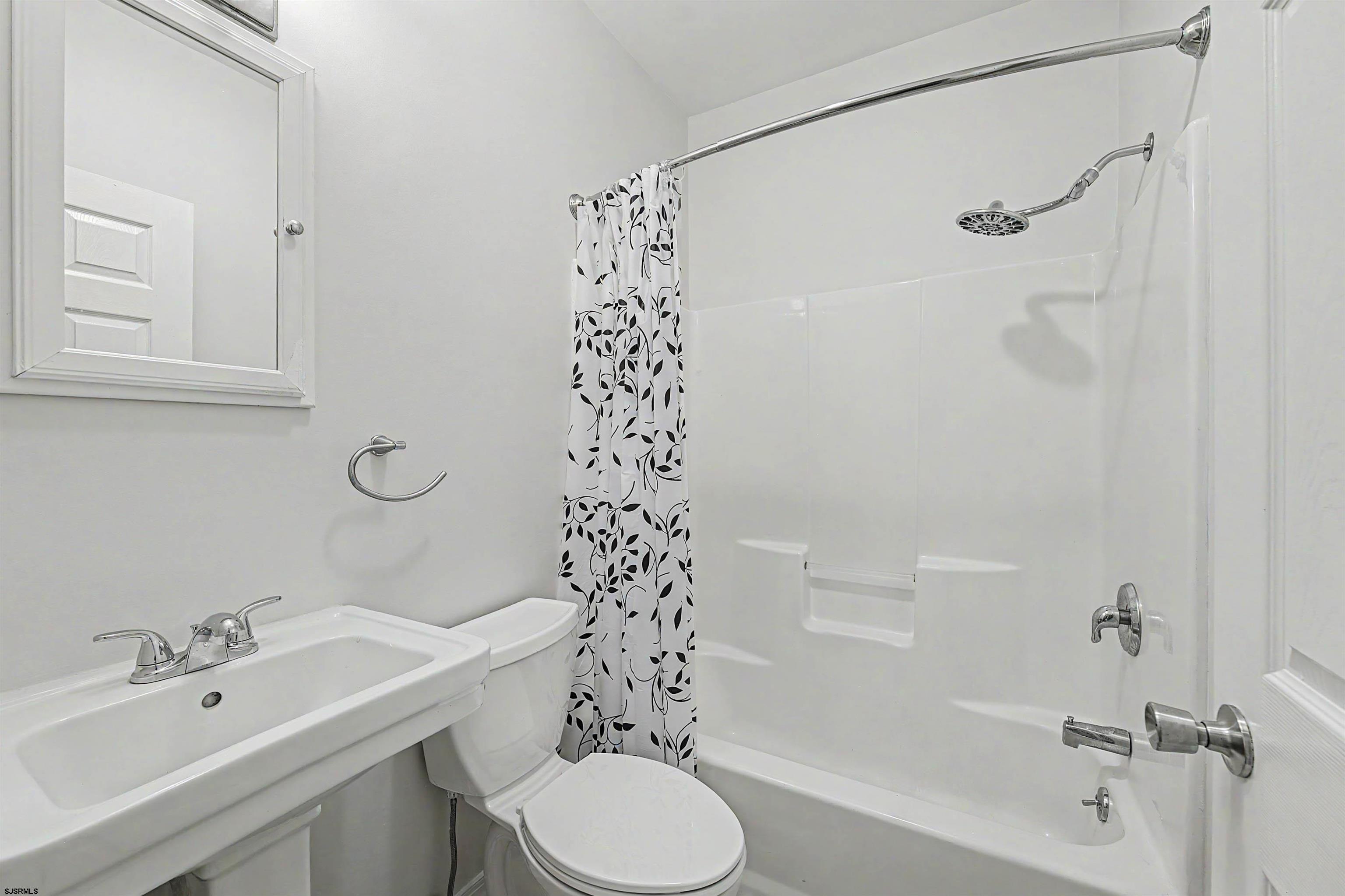 611279 | Photo 11