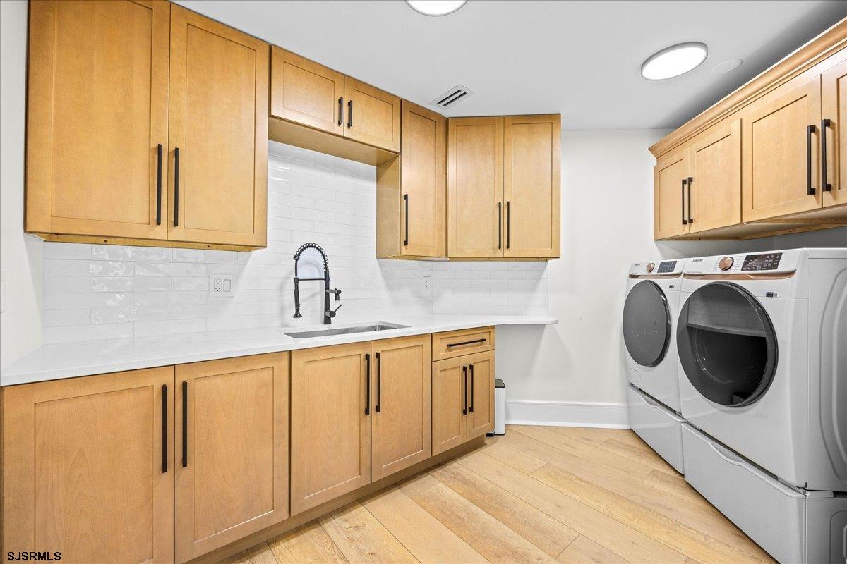 611325 | Photo 24