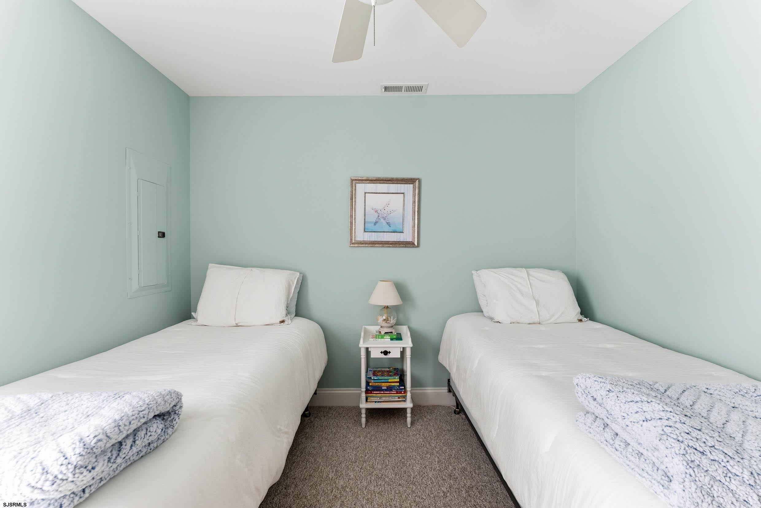 611326 | Photo 22