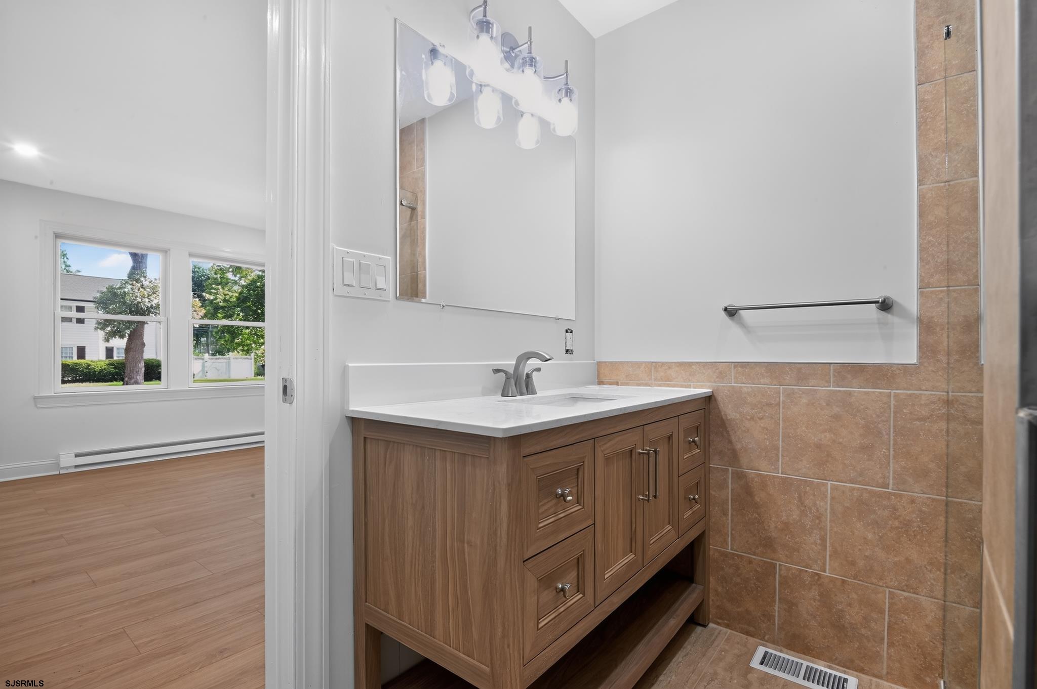 12 Oakview Dr