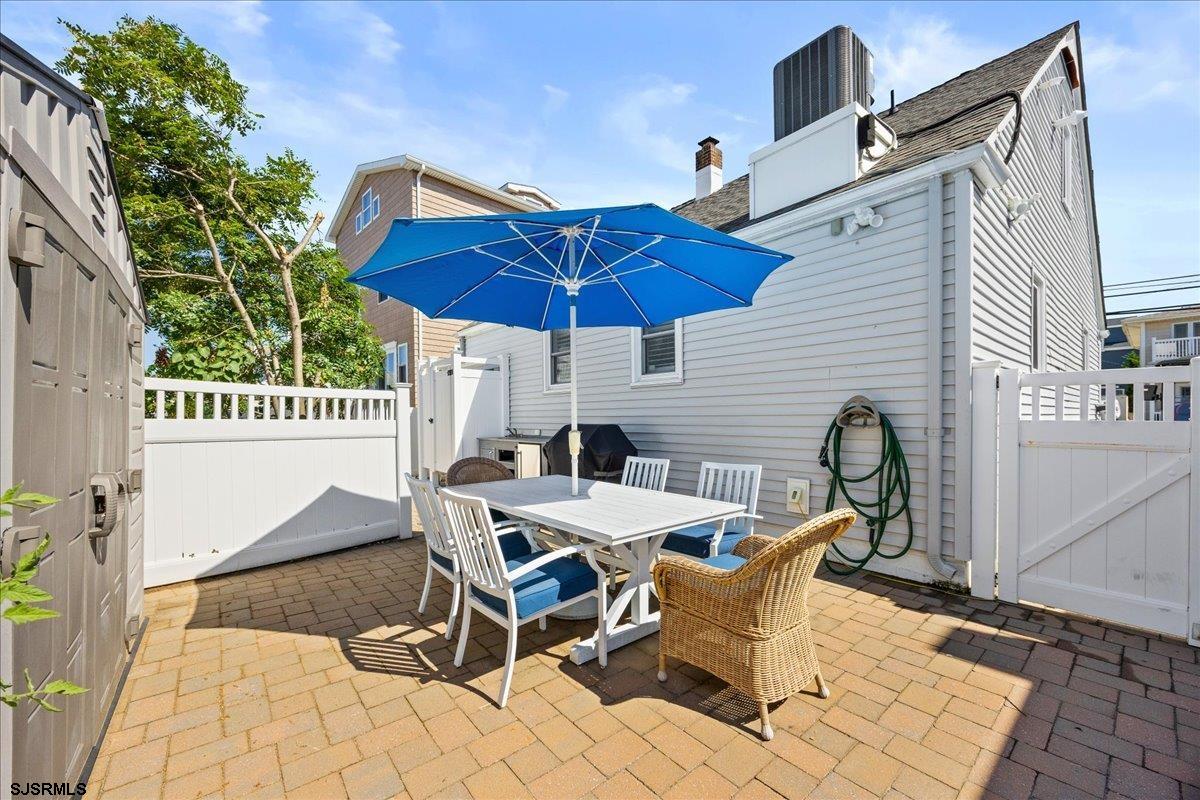 18A N Essex Avenue