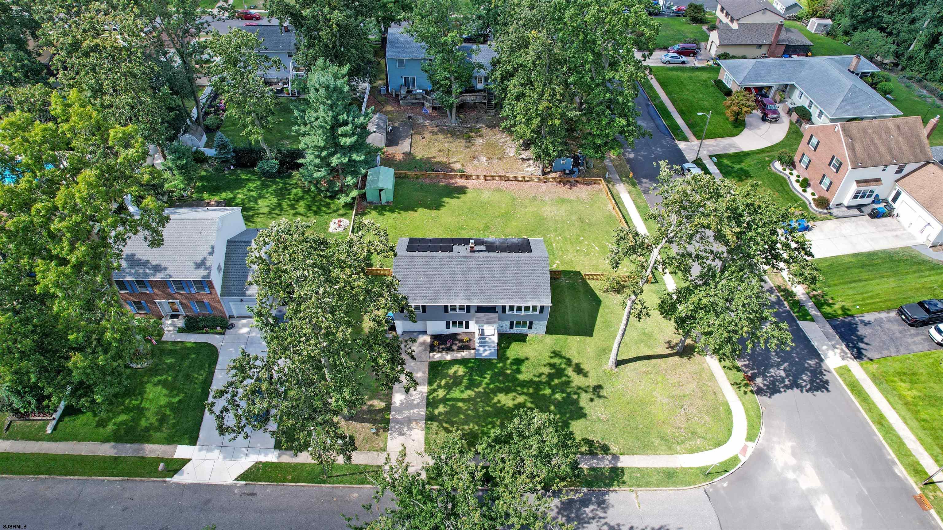 1 Beechwood Street