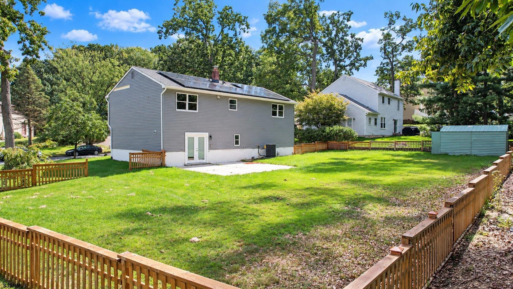1 Beechwood Street