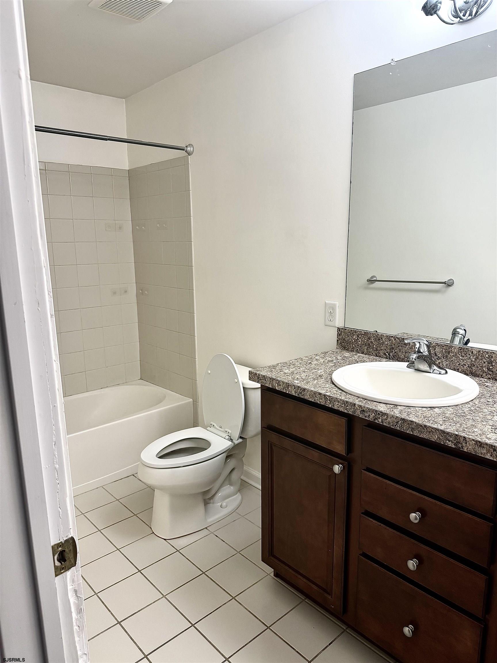 611401 | Photo 22