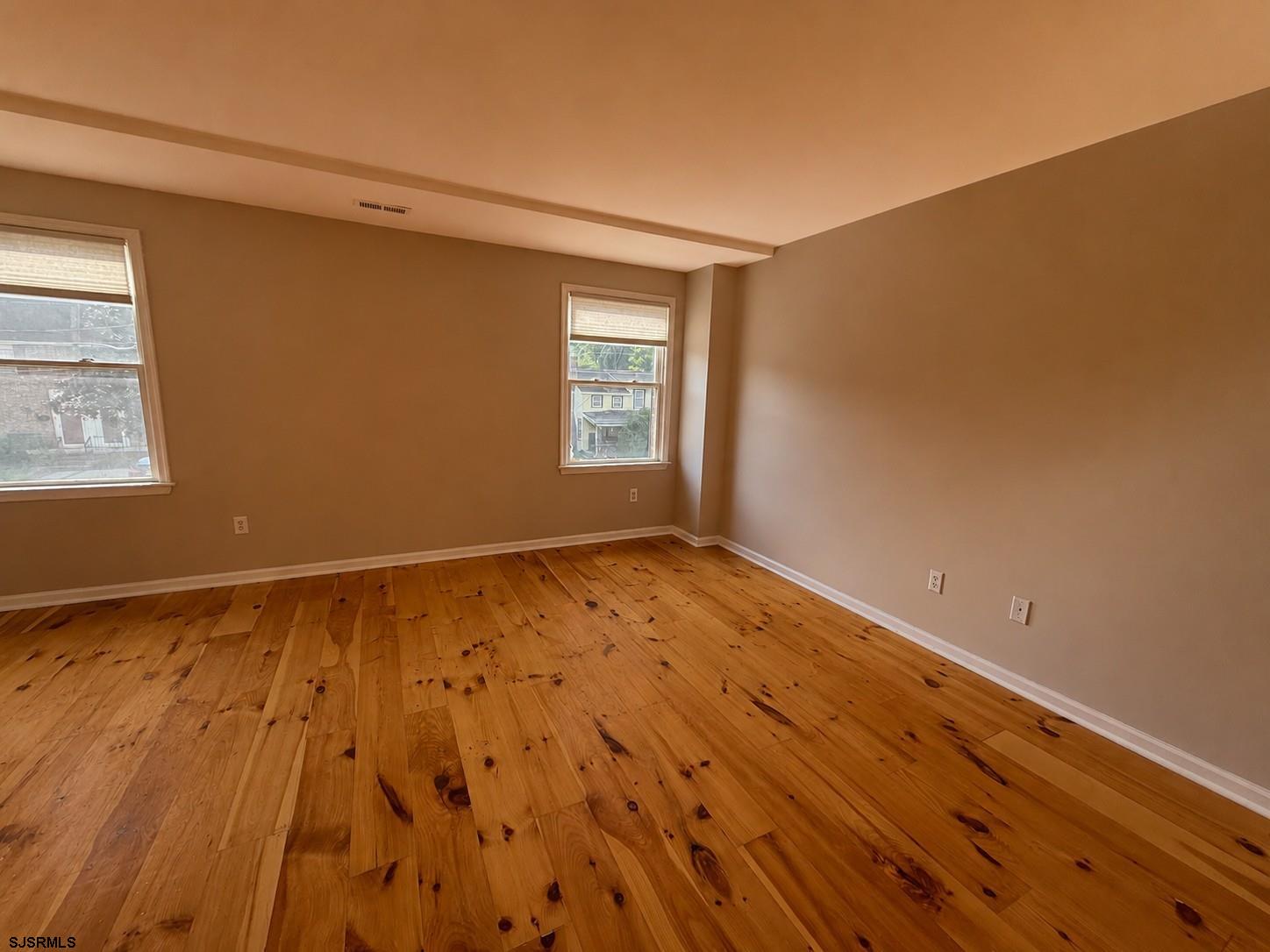 611422 | Photo 25