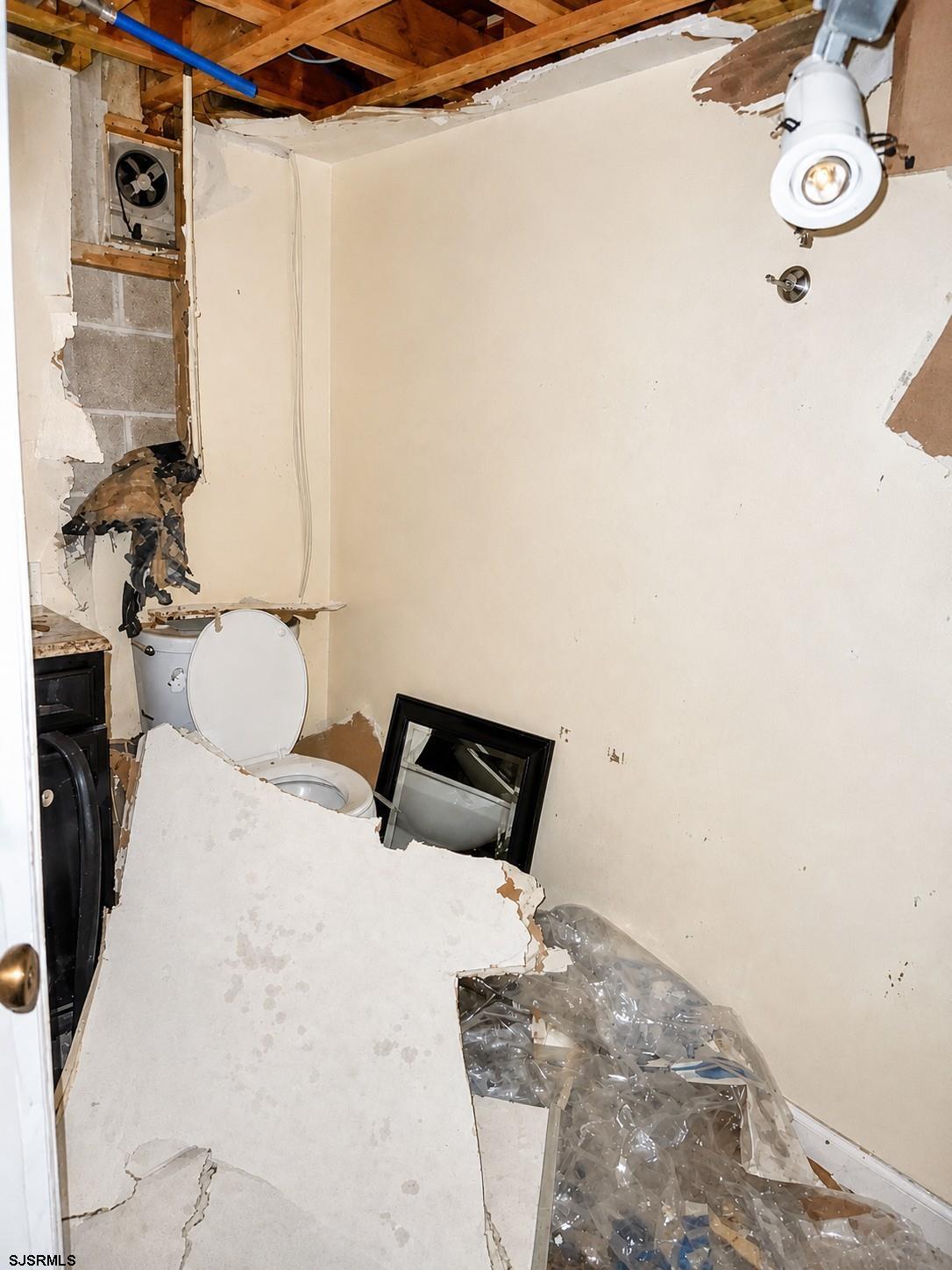 611431 | Photo 23