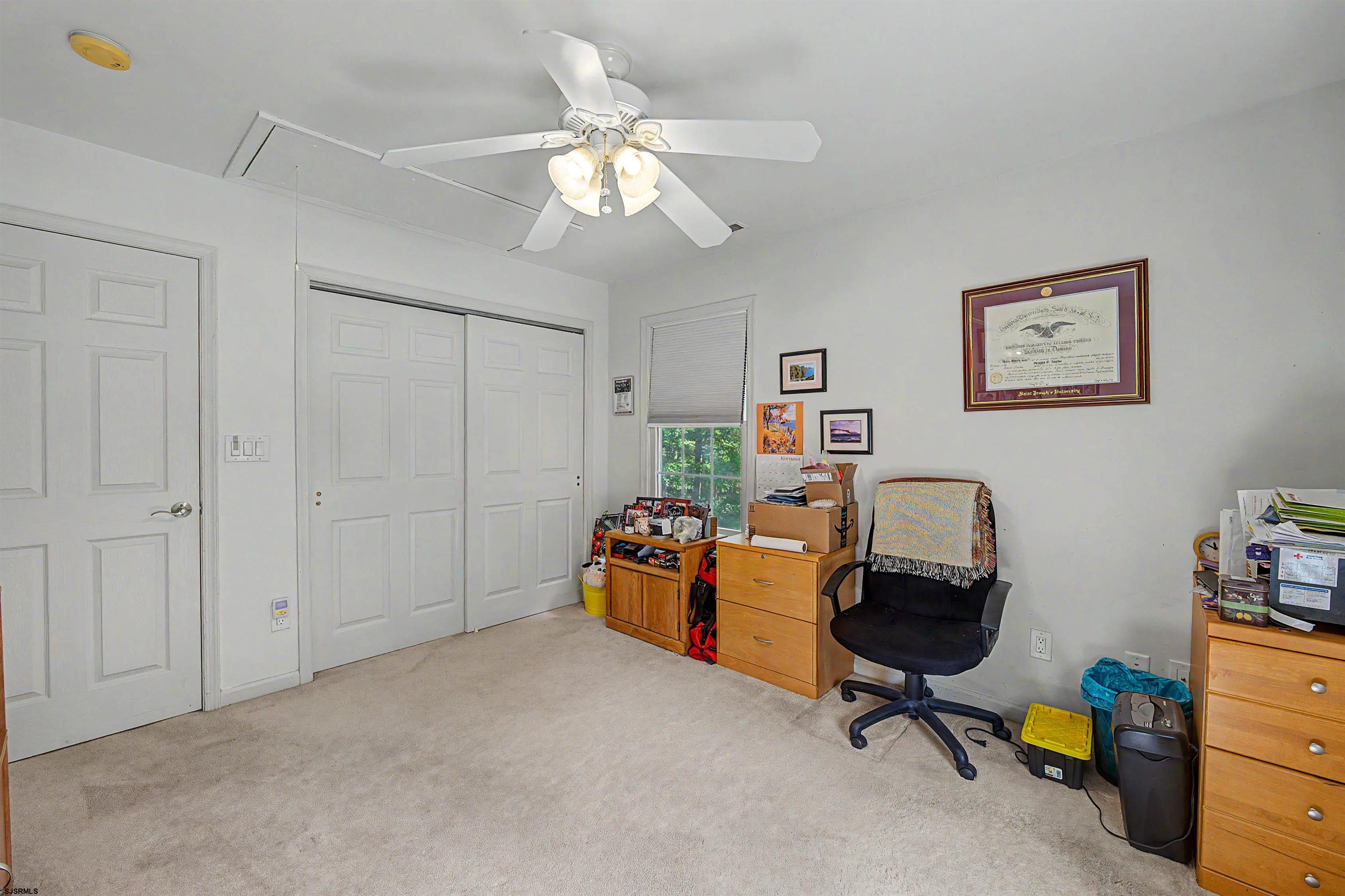 611449 | Photo 24