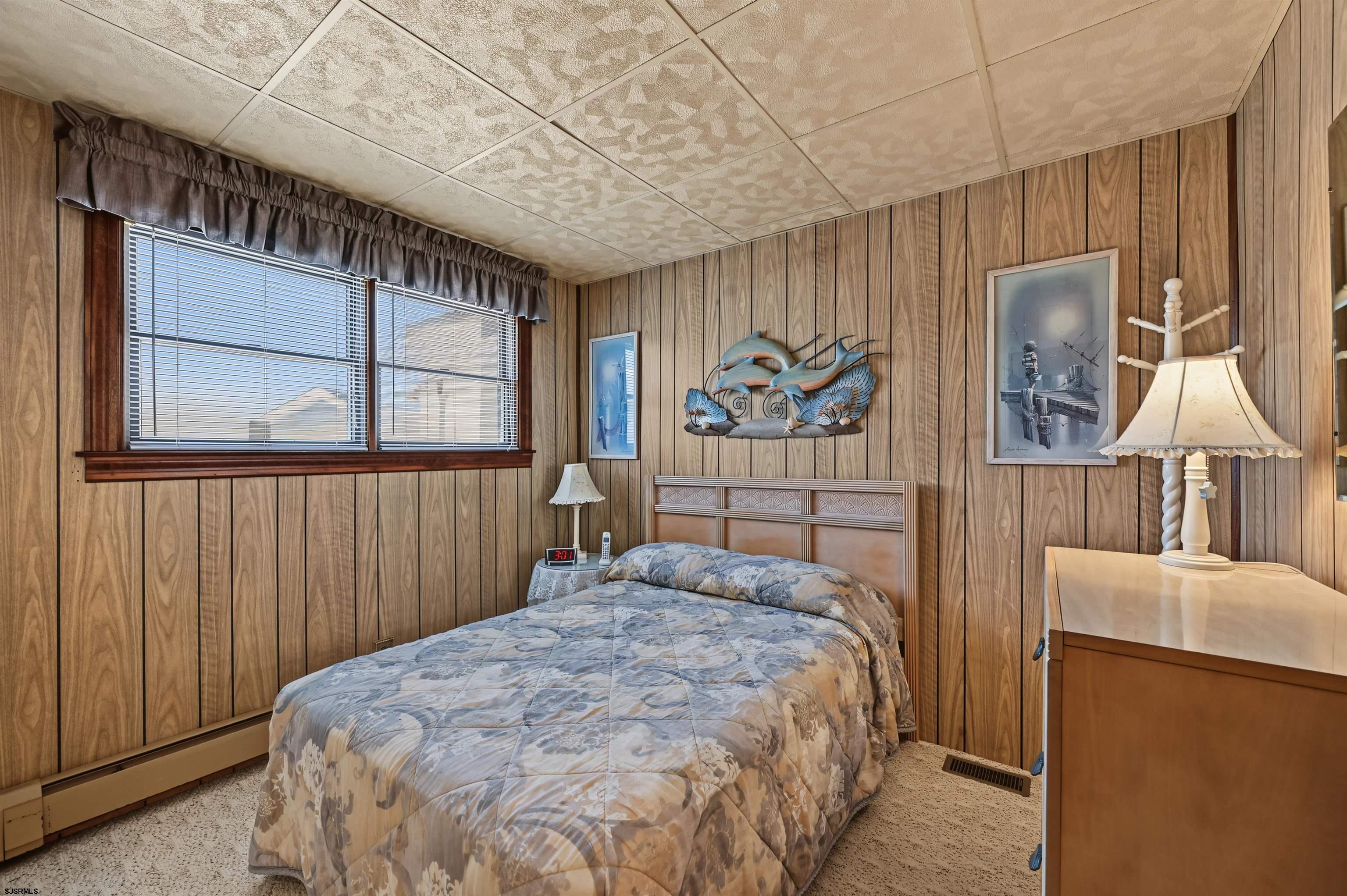 429 W Shore Dr