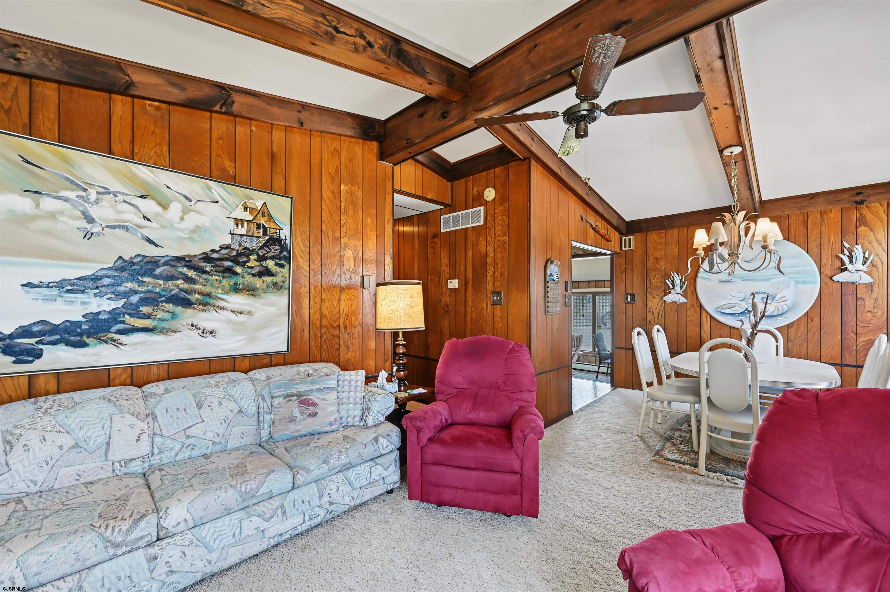429 W Shore Dr