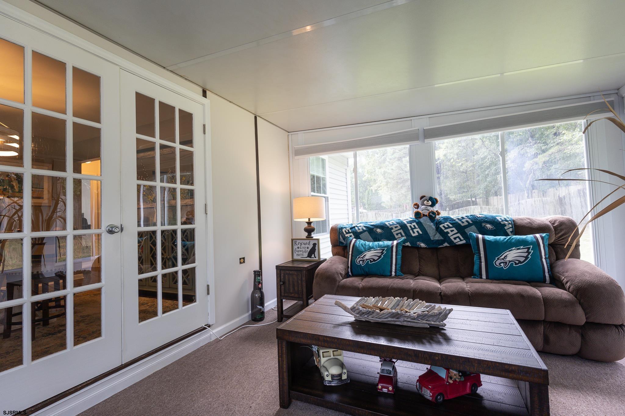 132 Rochelle