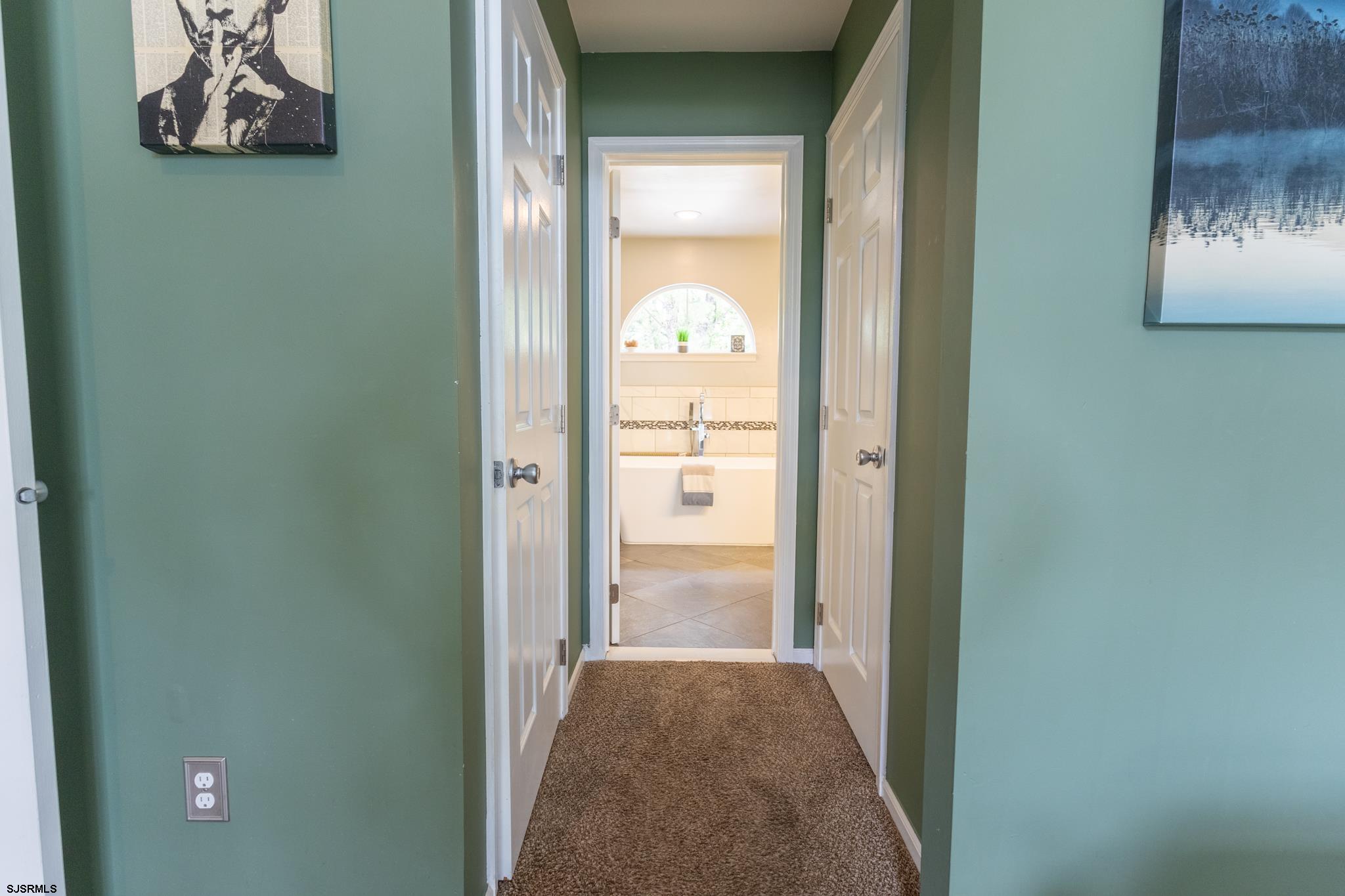 132 Rochelle
