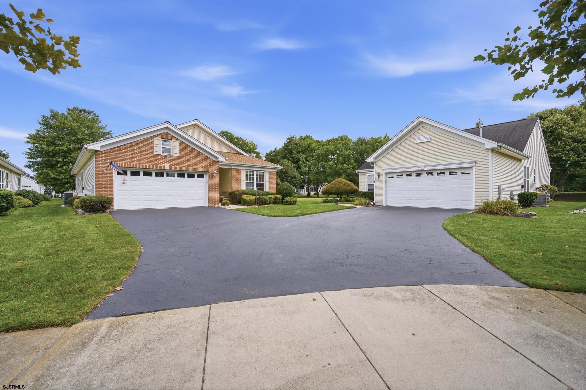 611500 | Photo 2