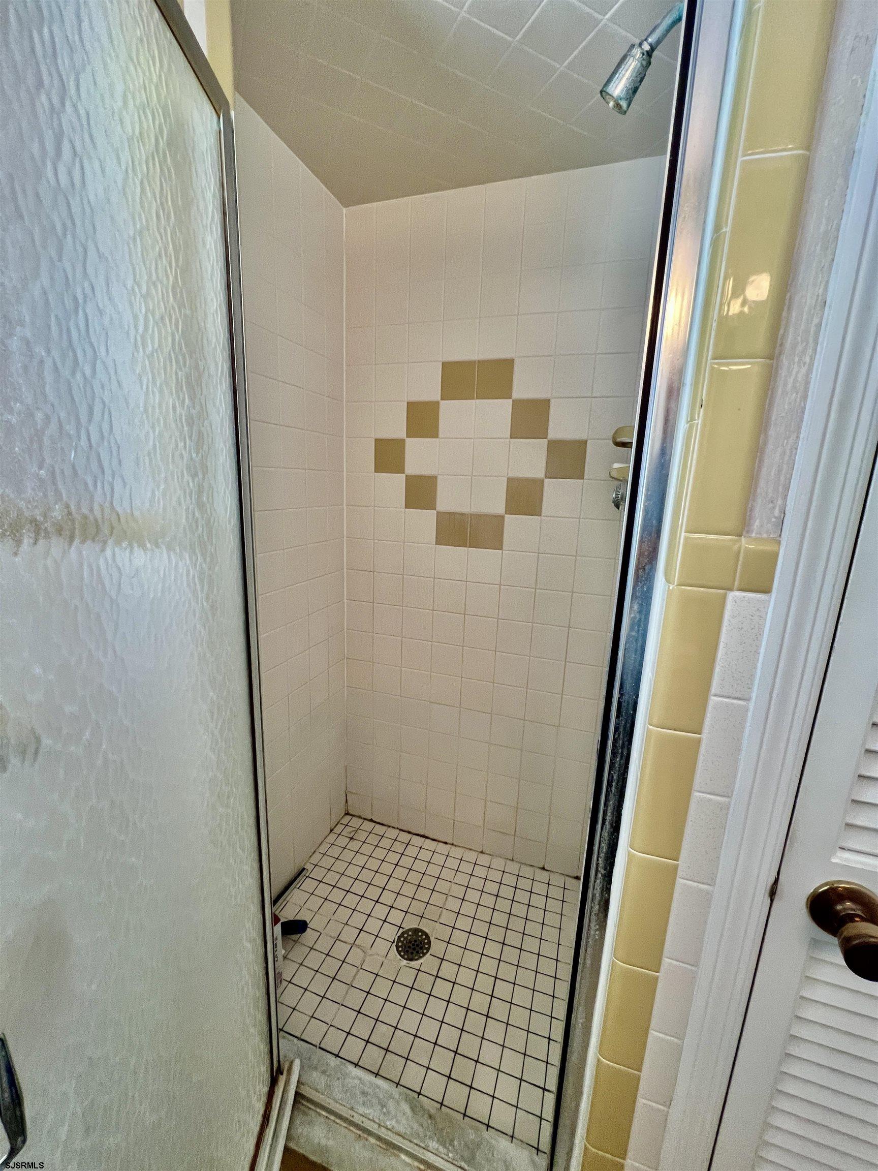 611555 | Photo 24