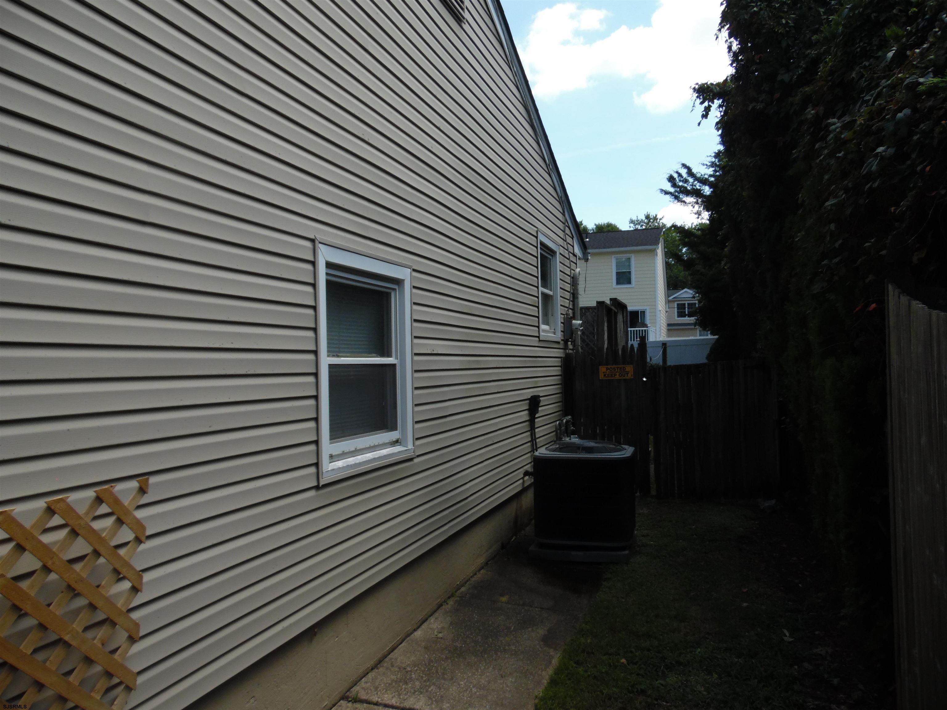 611590 | Photo 2
