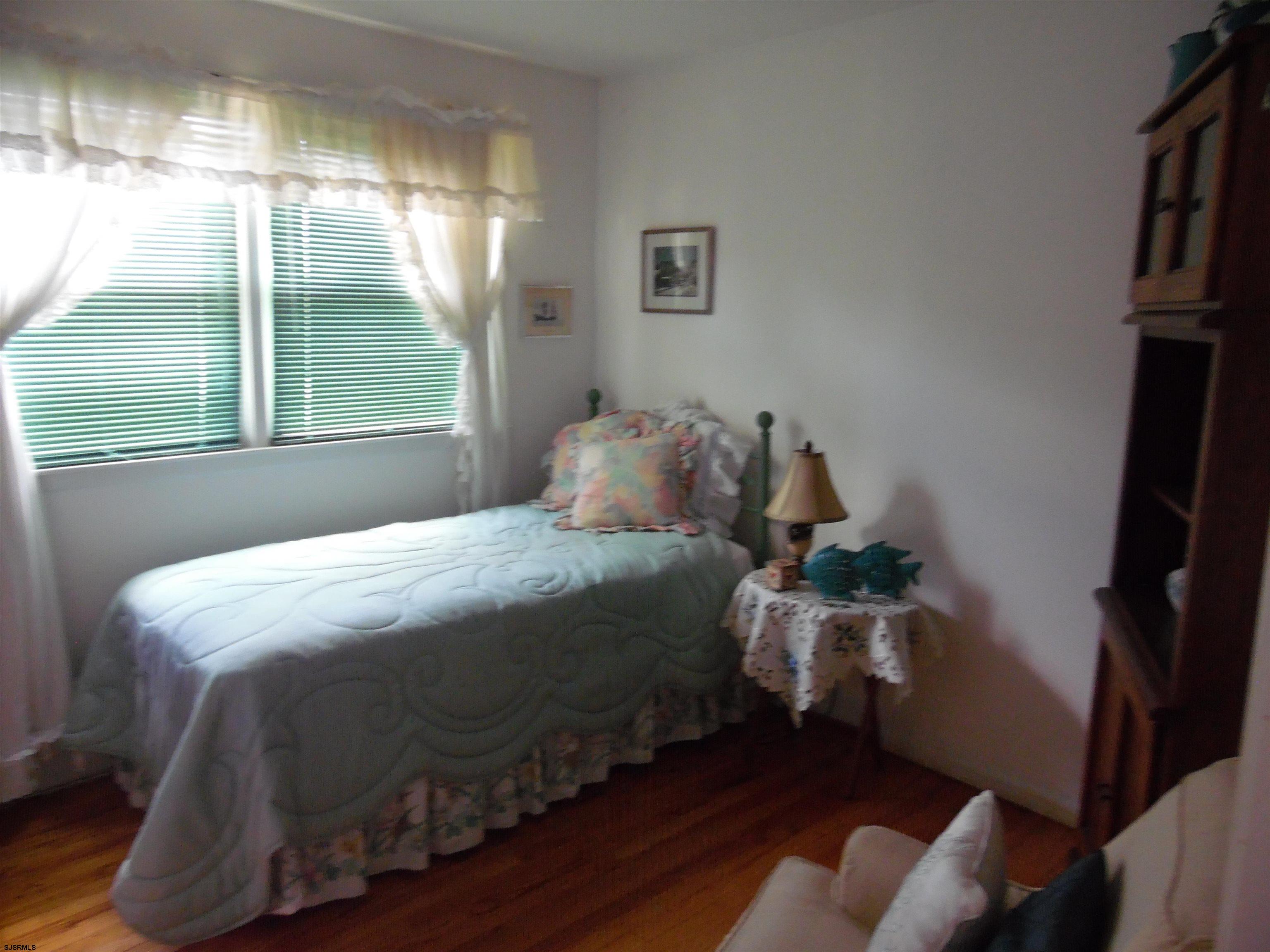 611590 | Photo 26