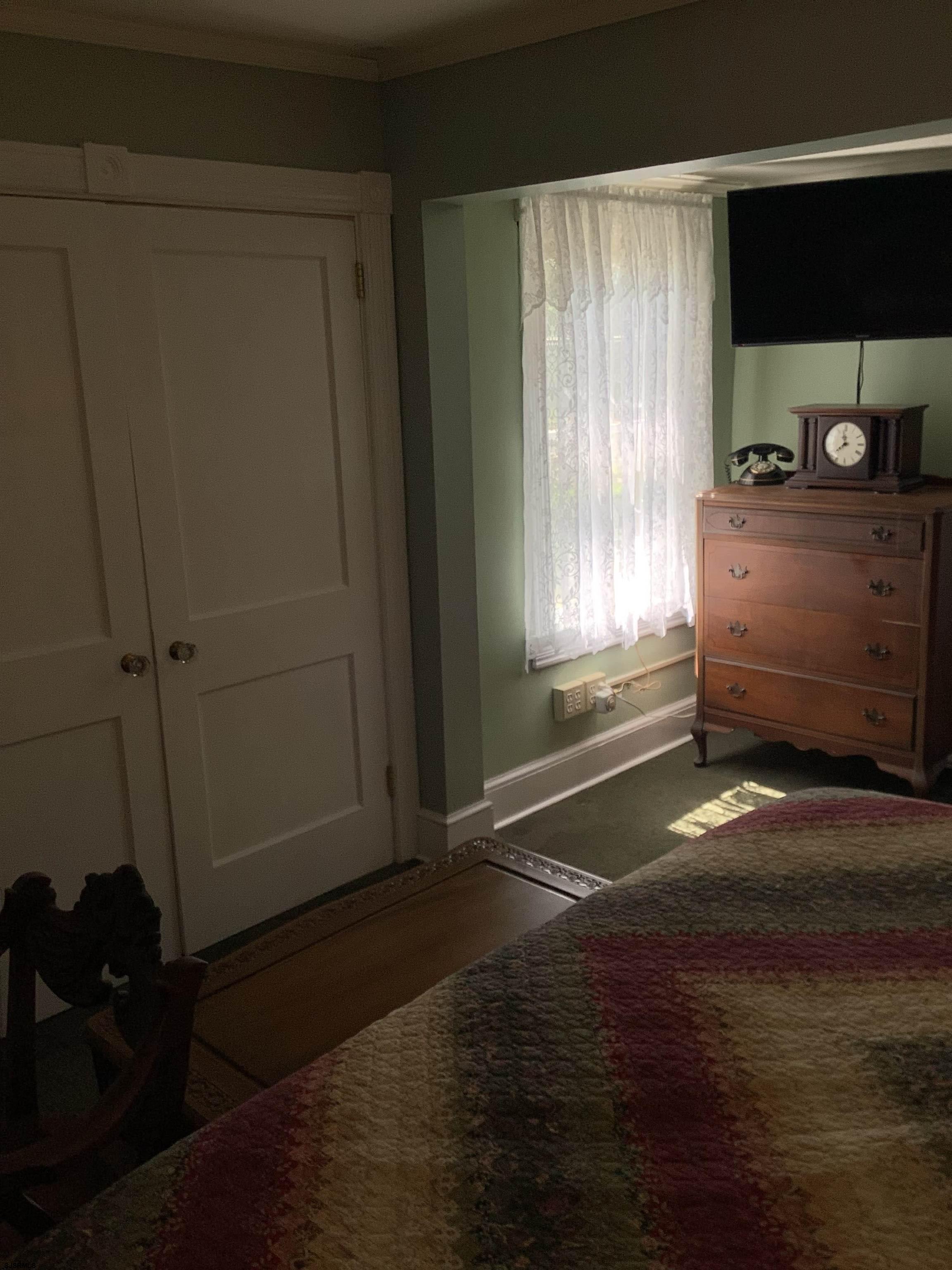 611635 | Photo 22