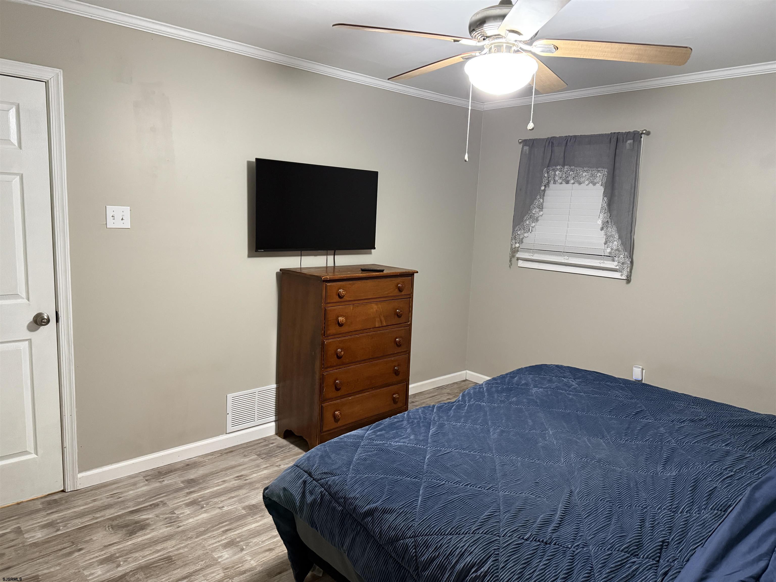 259 Pine