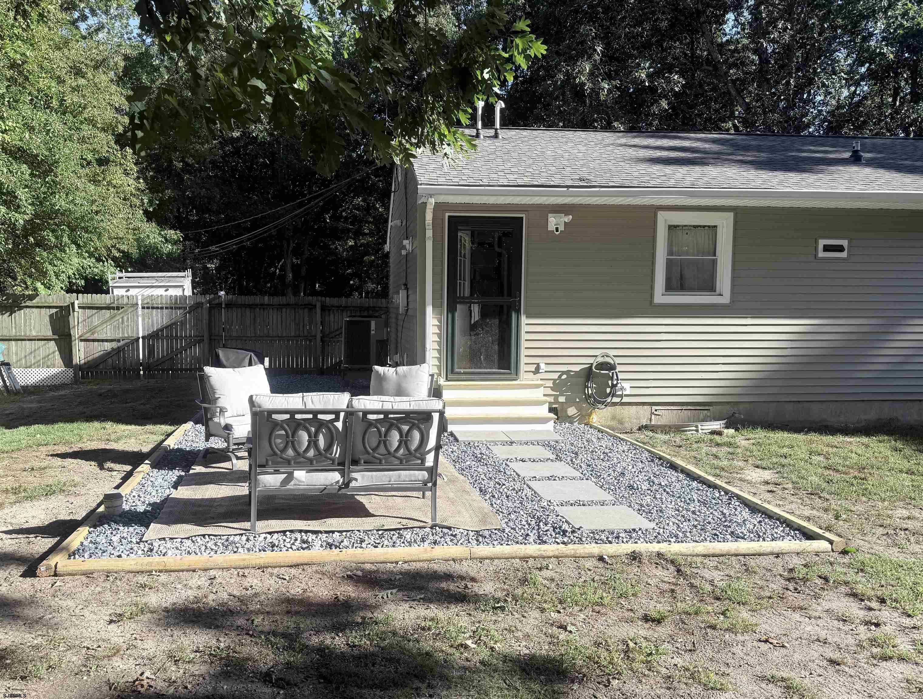 259 Pine