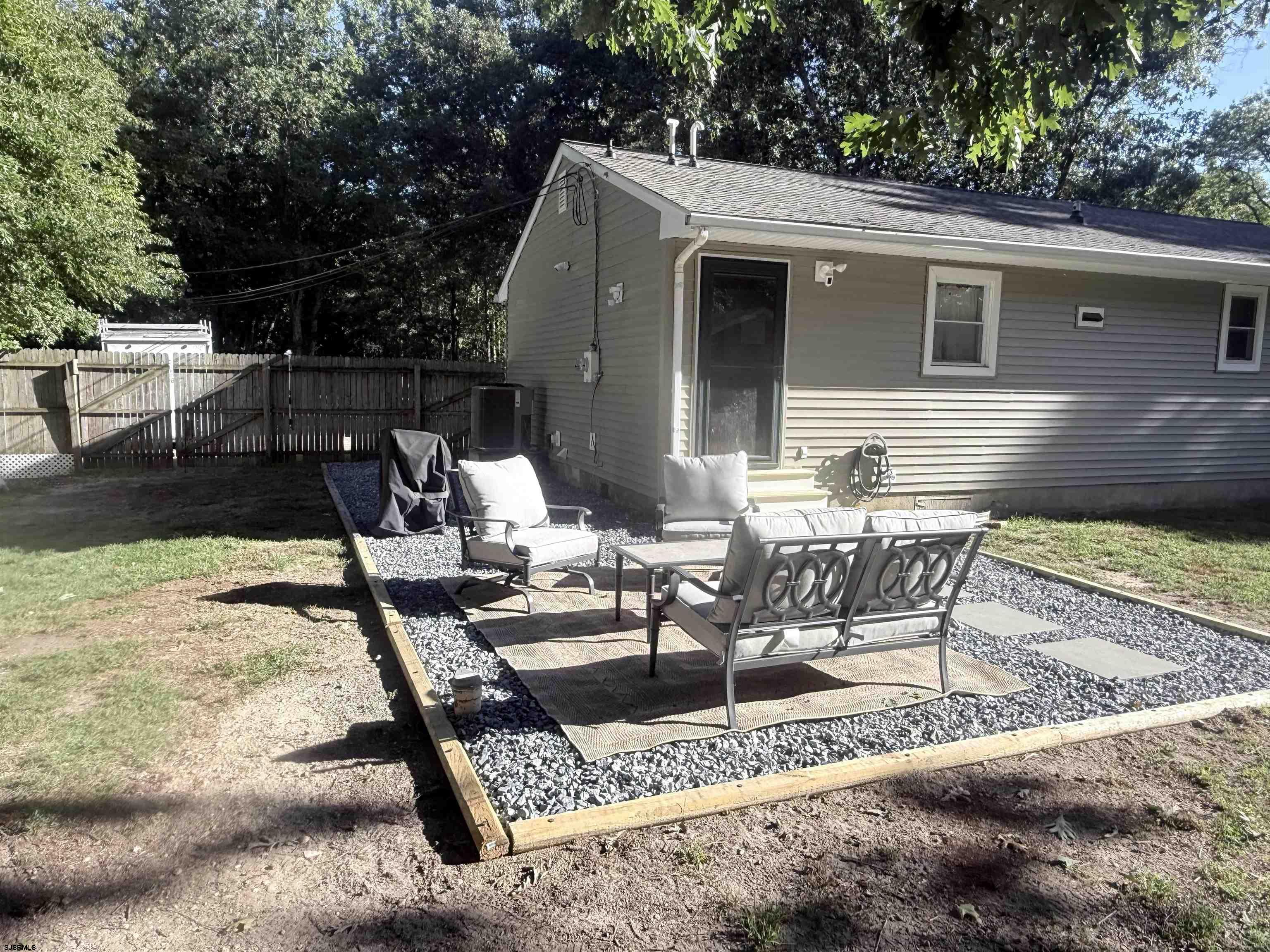 259 Pine