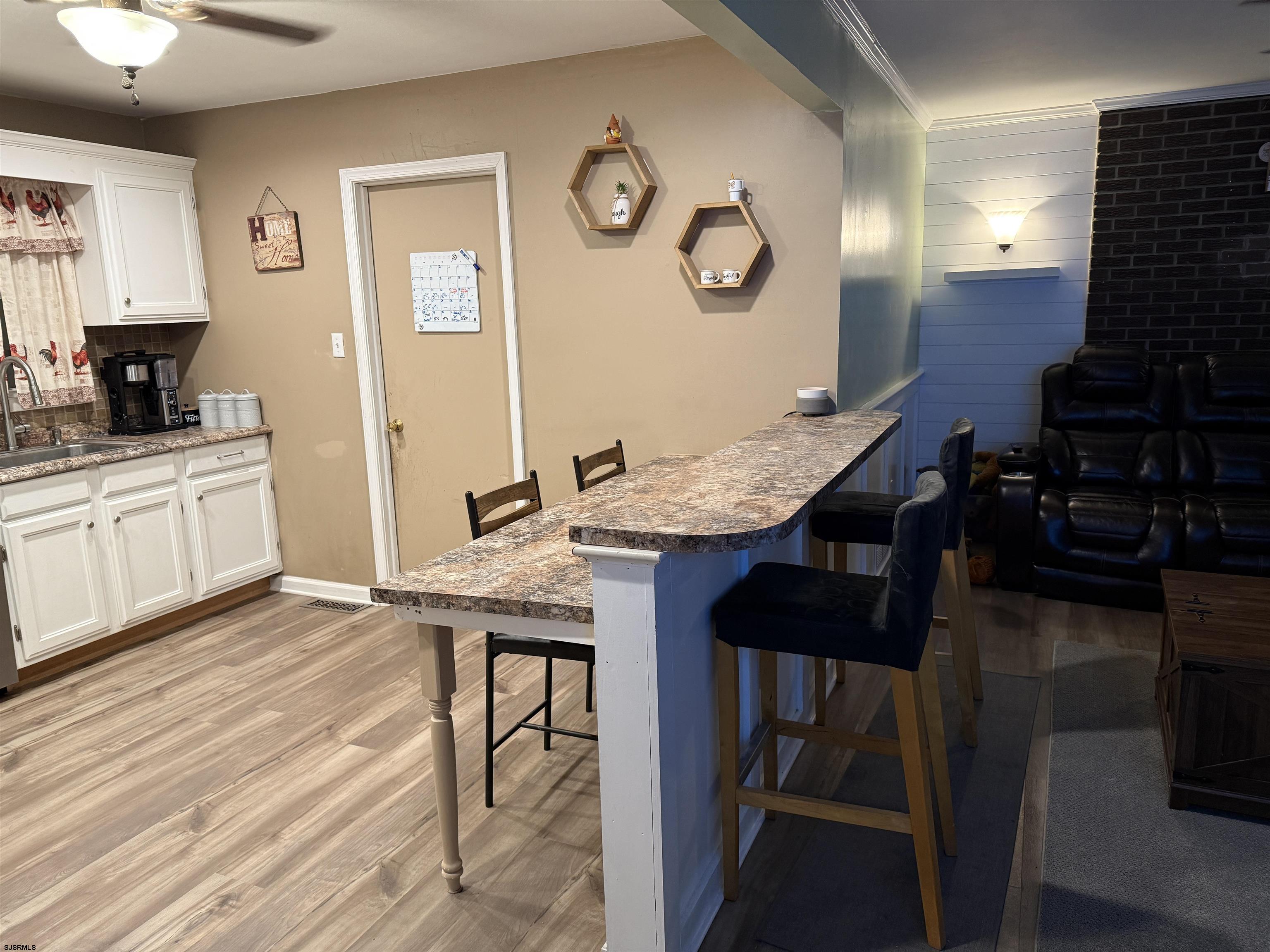 259 Pine
