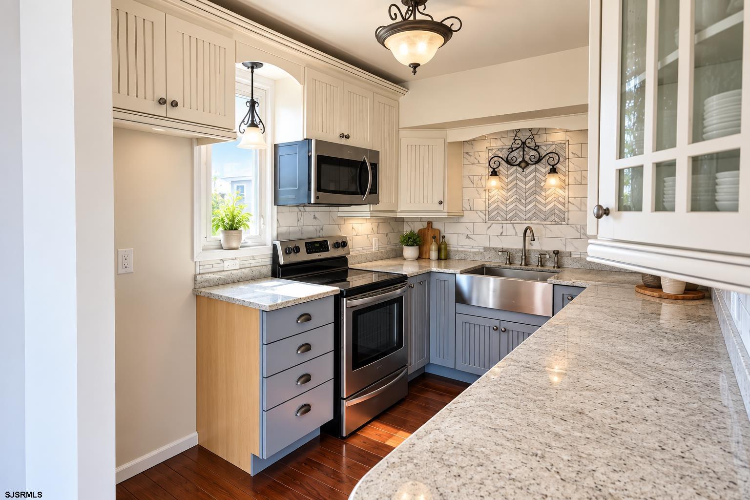 151 N Annapolis Avenue
