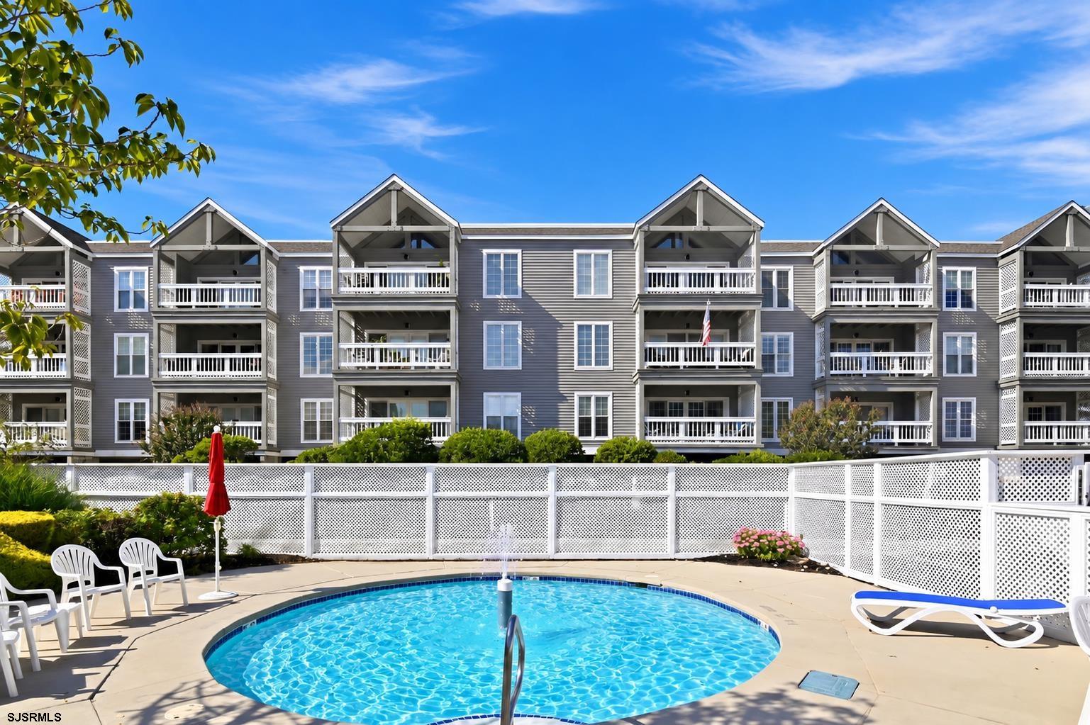 4800 Harbor Beach Blvd