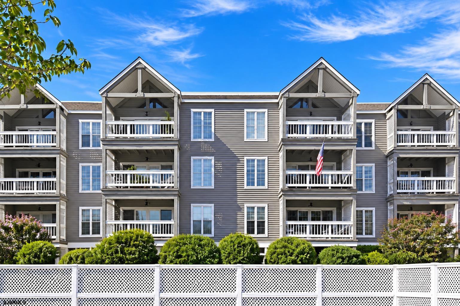 4800 Harbor Beach Blvd