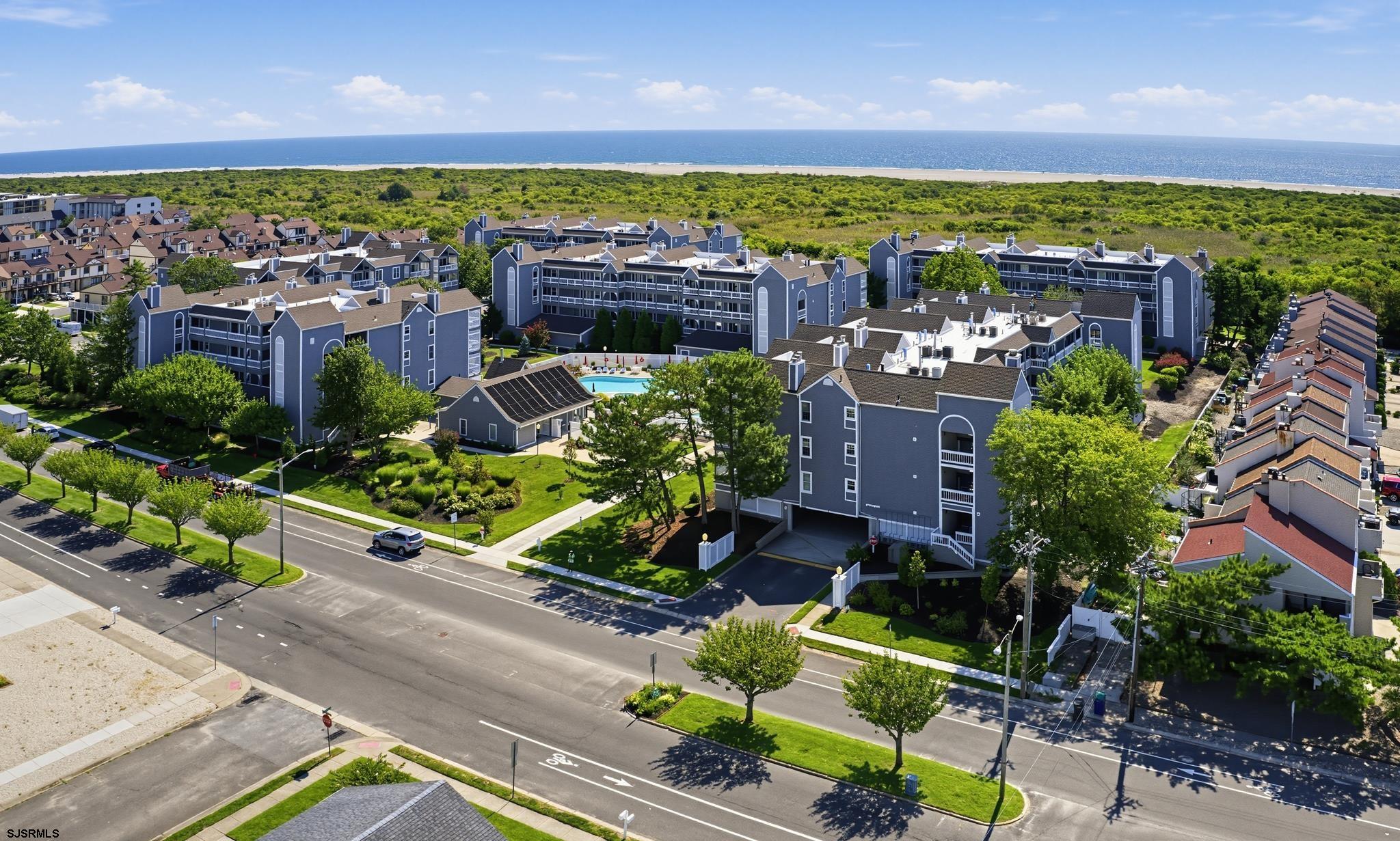 4800 Harbor Beach Blvd