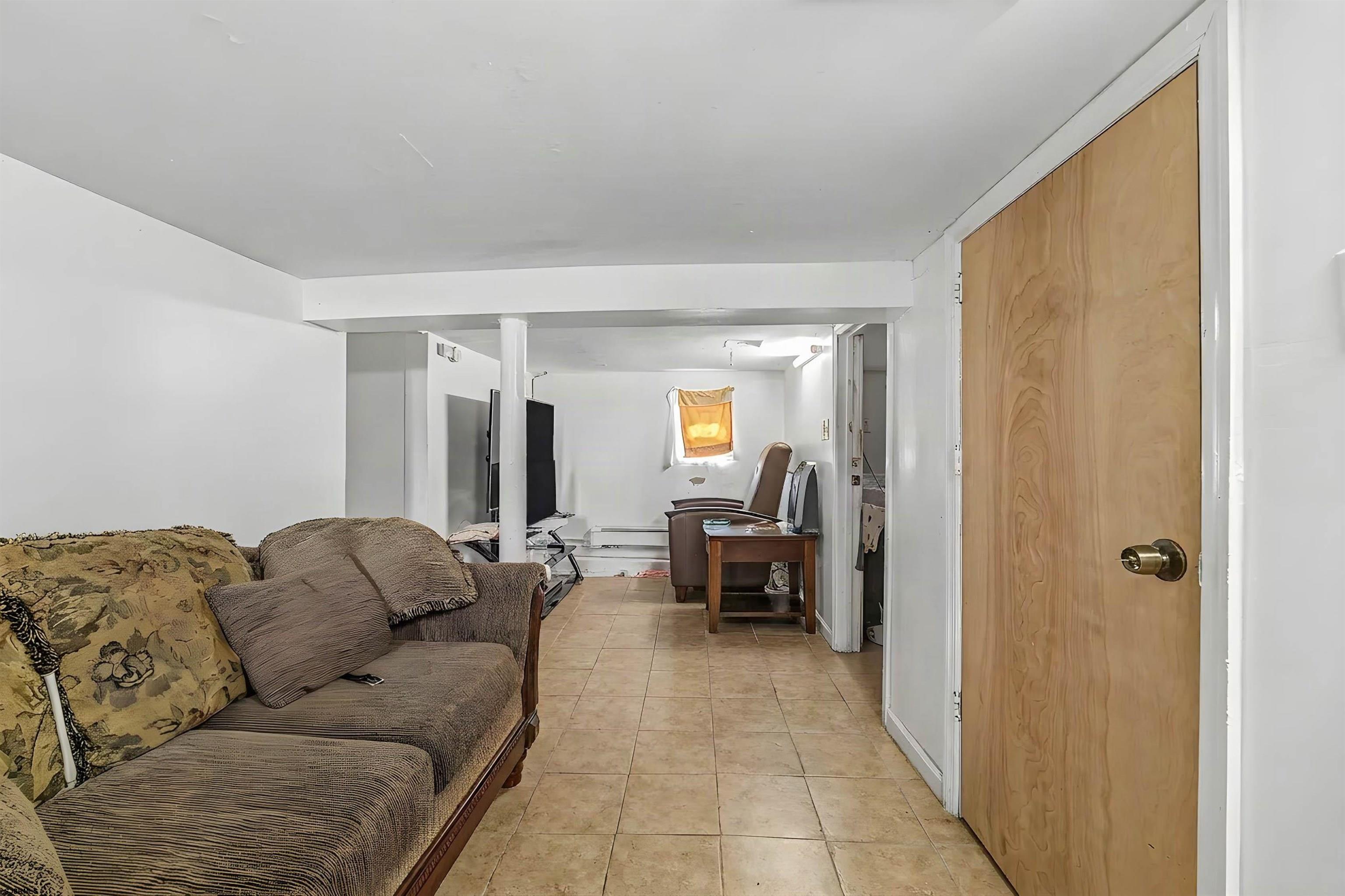 214 S Franklin Blvd