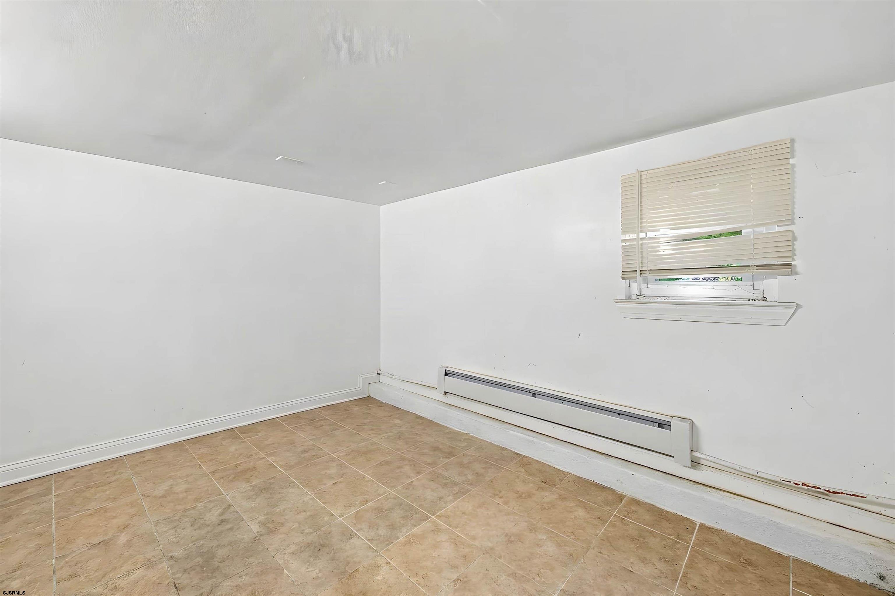 214 S Franklin Blvd