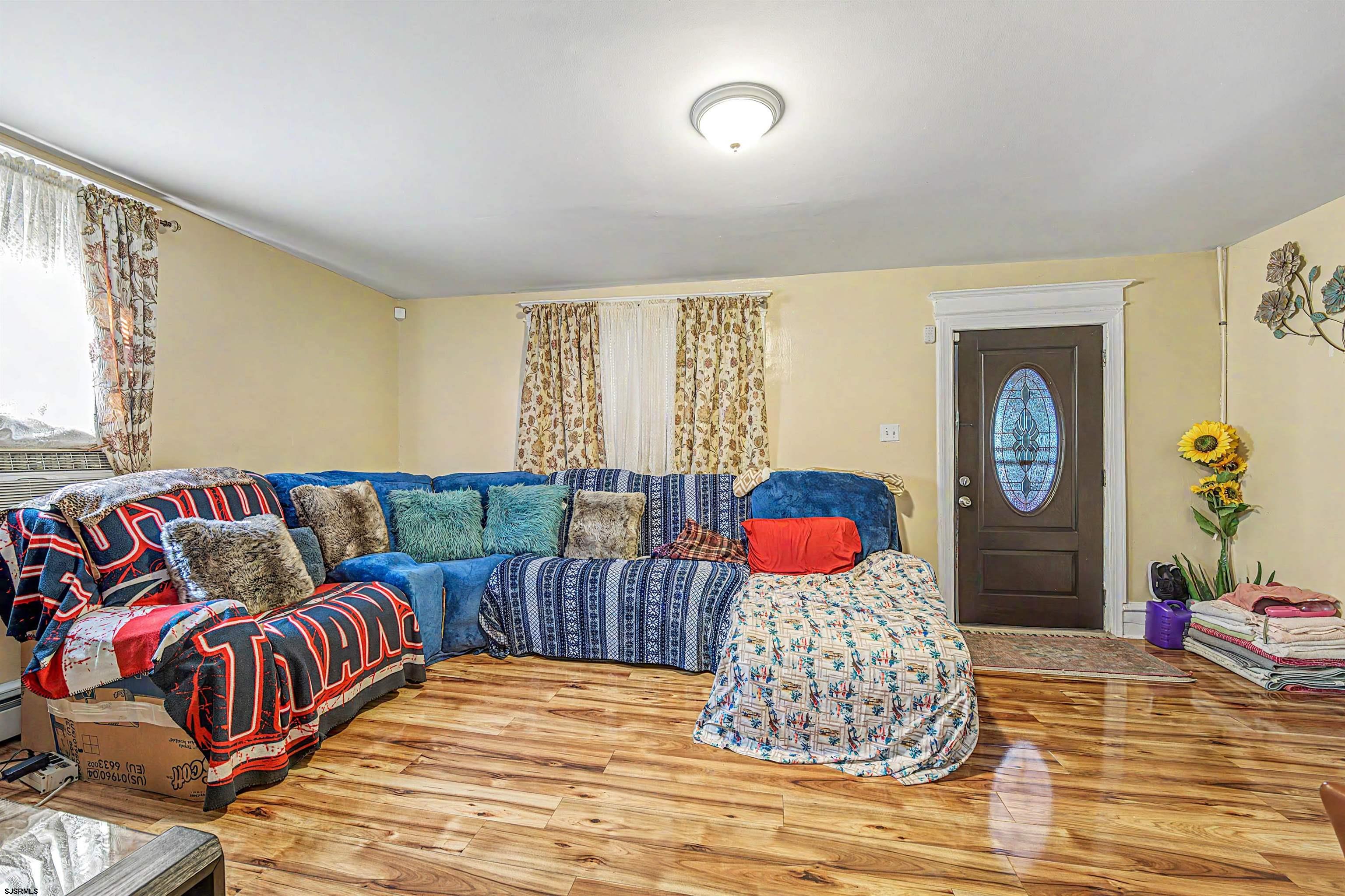 214 S Franklin Blvd