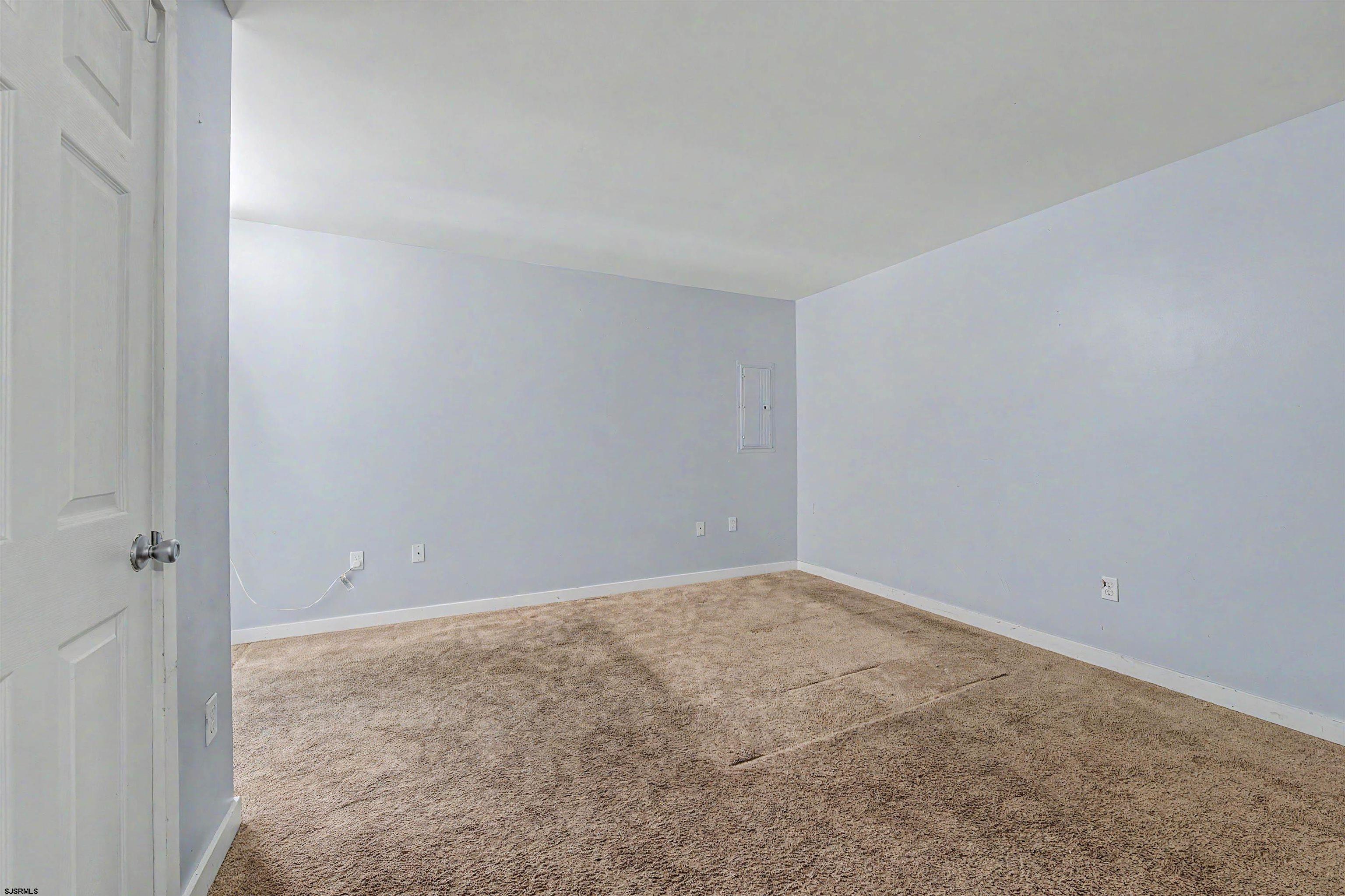 611844 | Photo 21
